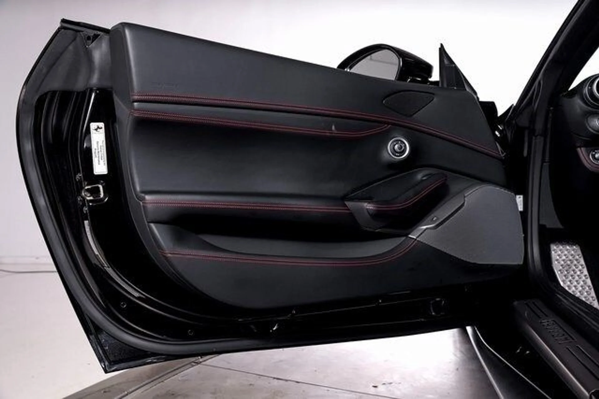 mph053_640581040_eac880632c7176bd54b7bb7e6ff44b82x_06ea2c59b7