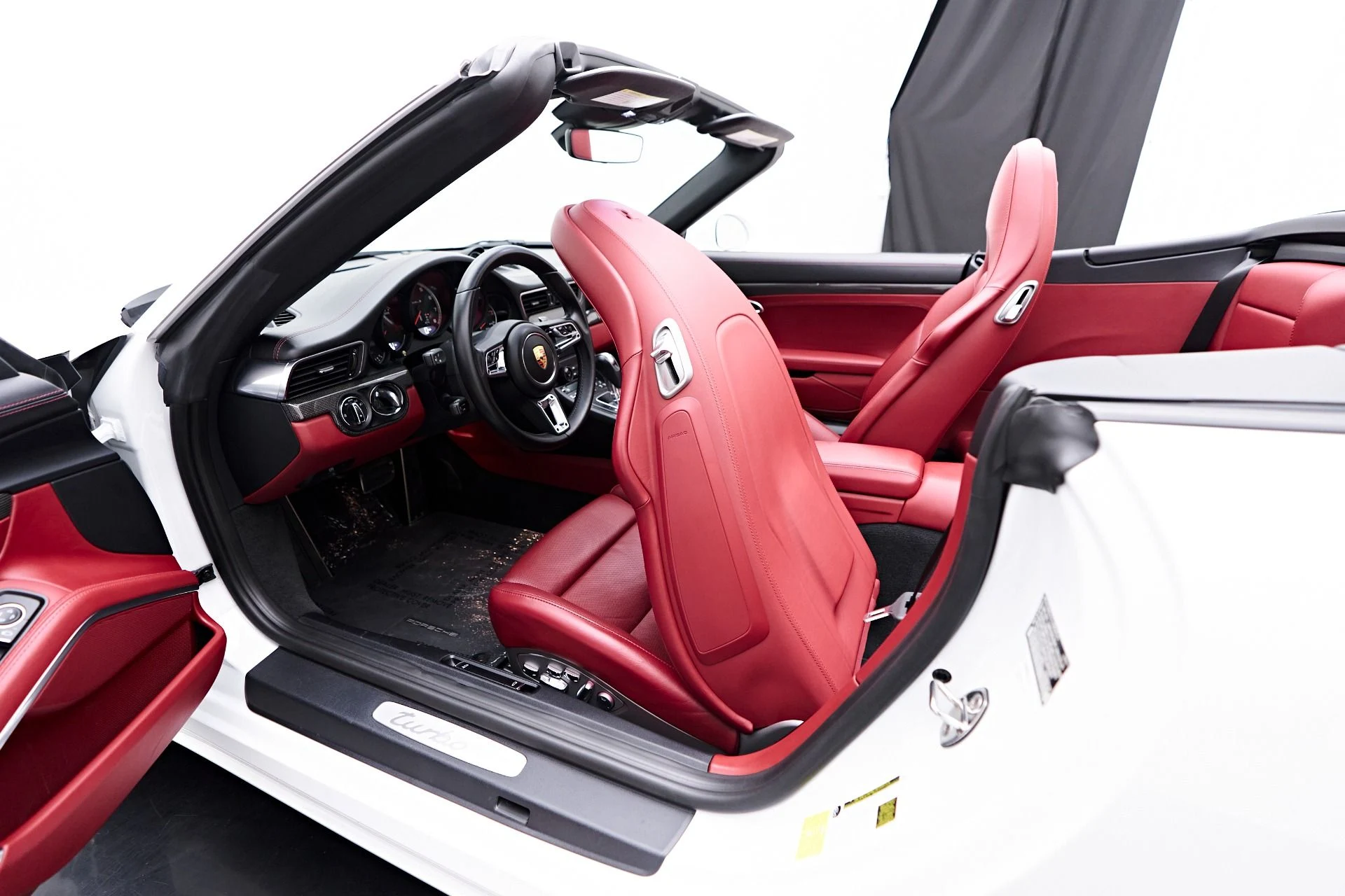 mph053_667702304_Used_2019_Porsche_911_Turbo_S_1755714959_c7d488d68d