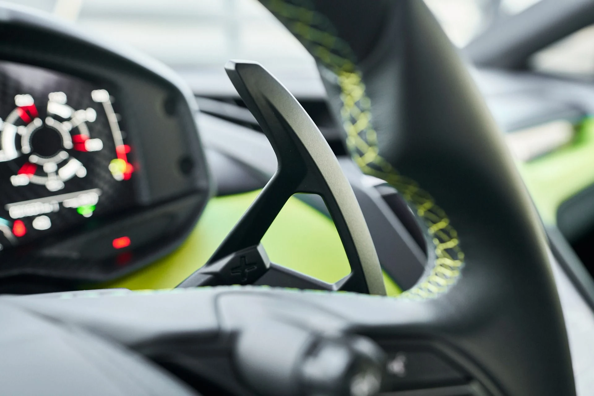 mph053_668233942_Used_2024_Lamborghini_Revuelto_1763604768_3dbe56ac35