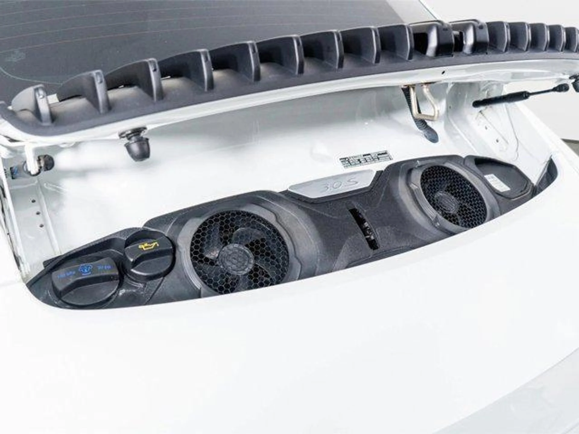 mph053_685027692_5n_M2_s_G98dg_S_Kg_Lt5wg_Z2f_SN_3_Ro_be0c94e529