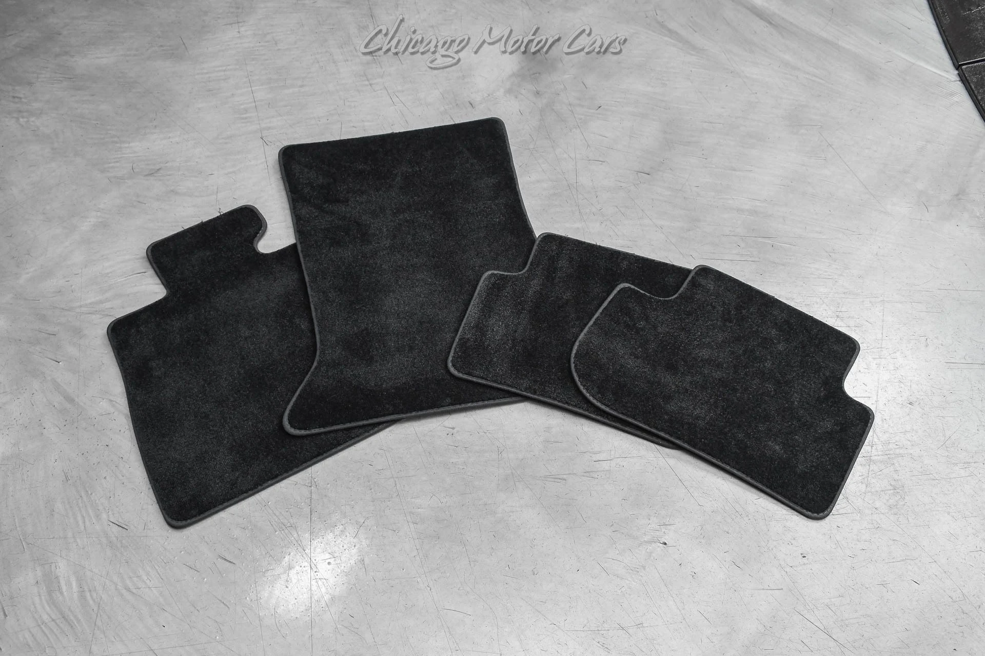 mph053_685703575_9951_p55_l_3c55d8bb13