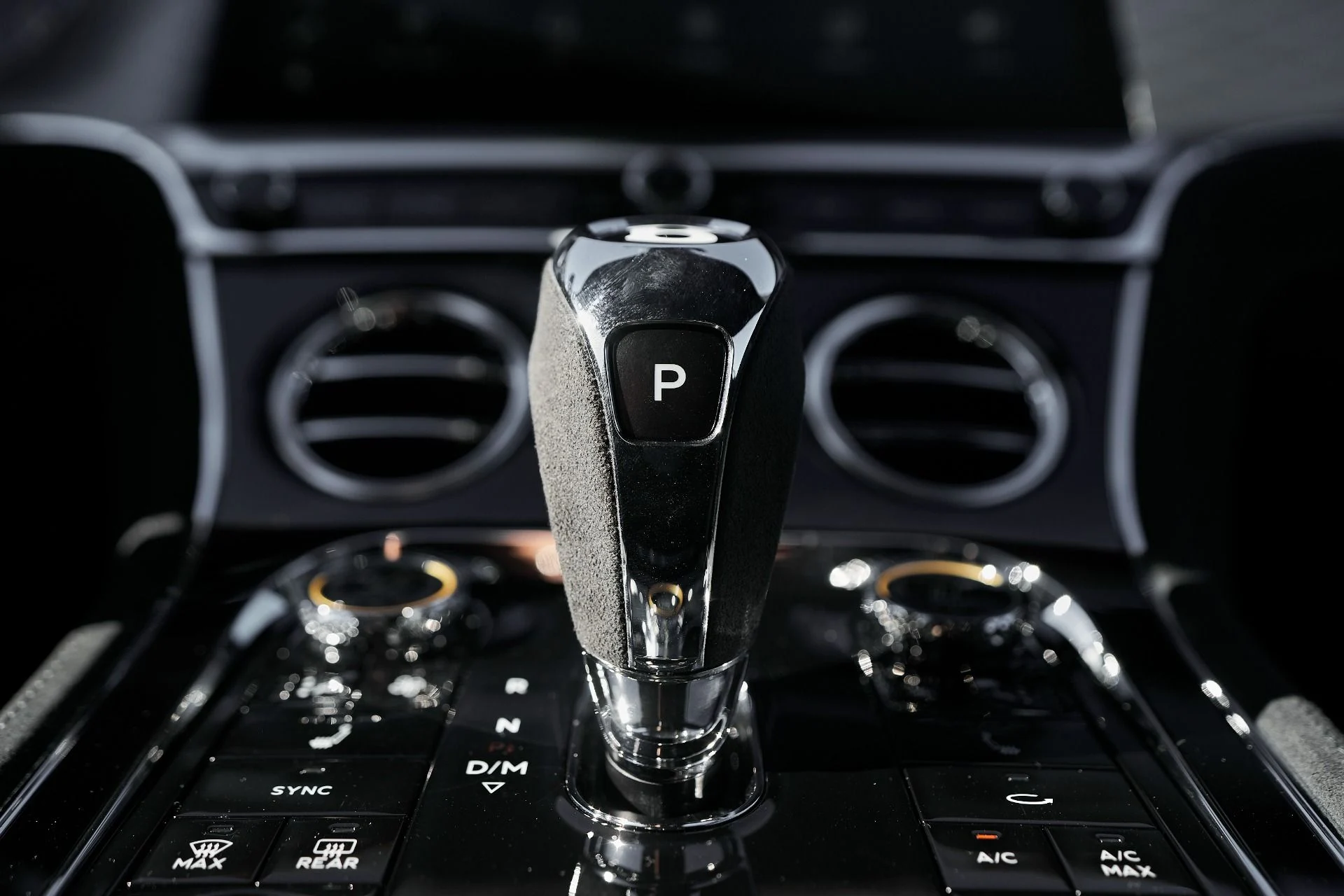 mph053_703669898_Used_2025_Bentley_Continental_GT_Speed_1765227218_b4450ba0fa