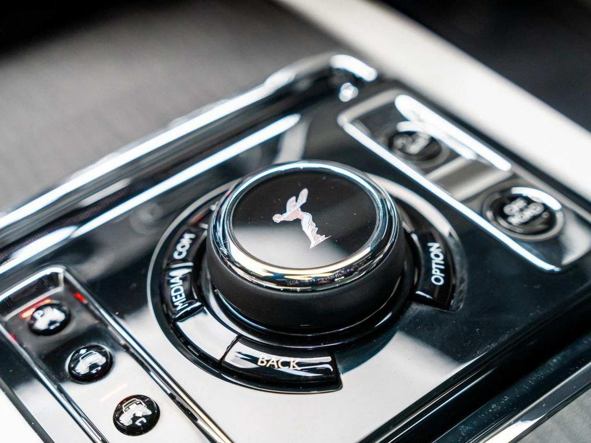 mph053_747550058_6_Dgz9d4g3k8_Gny5u_U_7e_Y_Cuo_OSM_0661077a9f