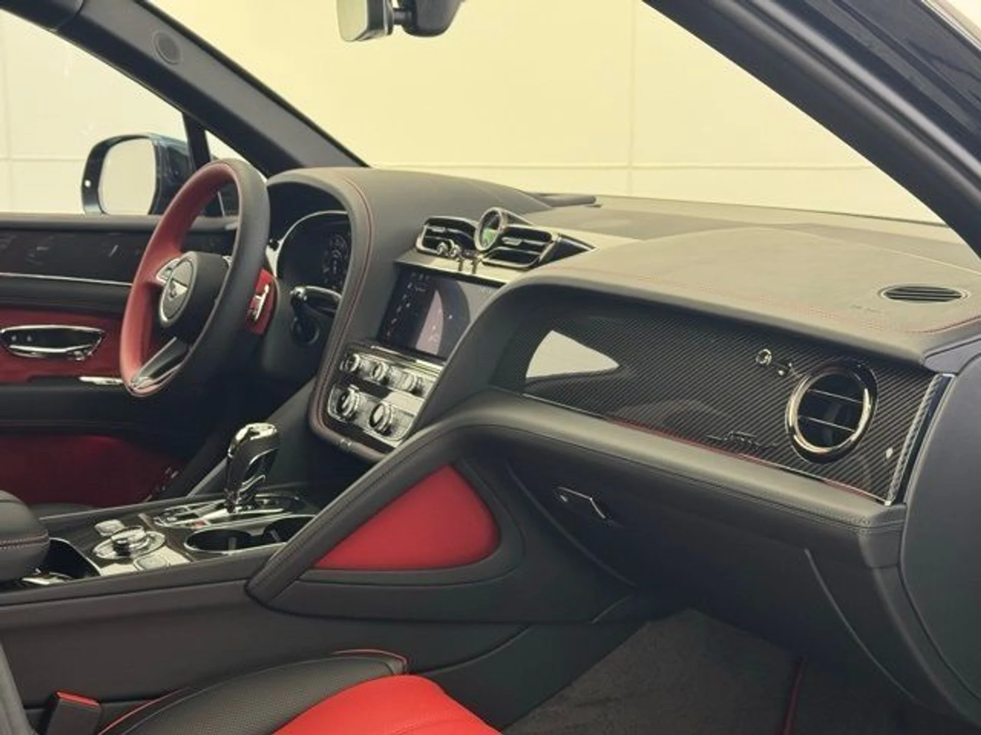 mph053_754928467_1wy3ewtxknbjuxjugntyp61t4ube_eb606a0d5e