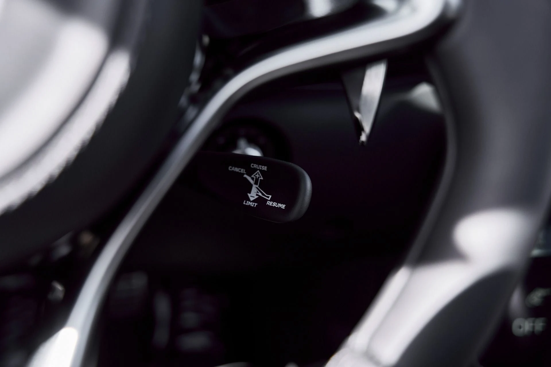 mph053_755027324_Used_2025_Mc_Laren_Artura_Performance_1772246937_4ef3f33675