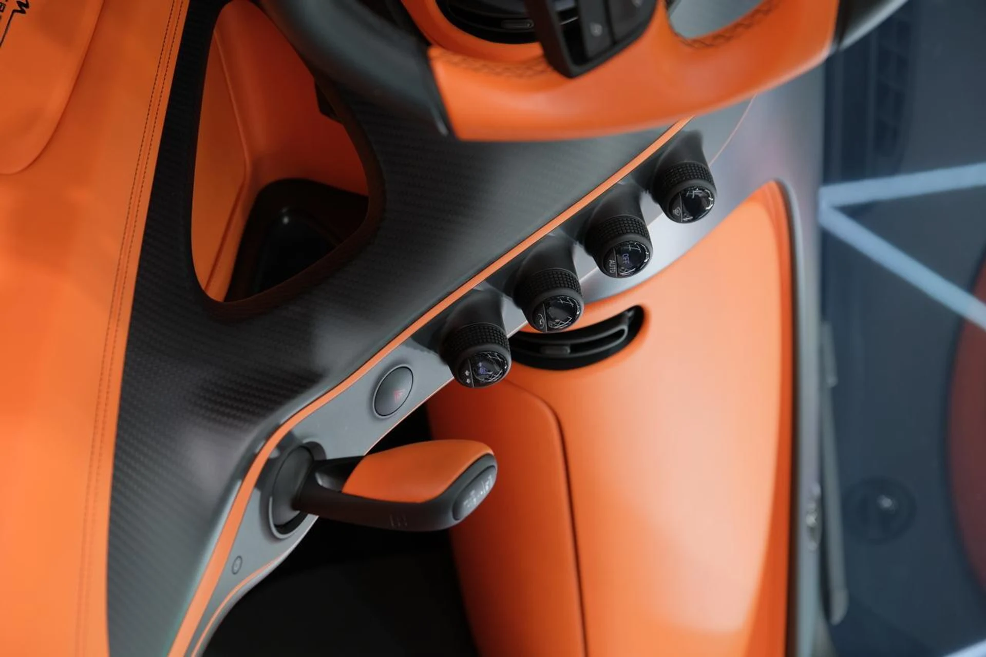 mph053_761460996_af2ac707012a9a4229b04ddebd2e8d7e_505b07530a