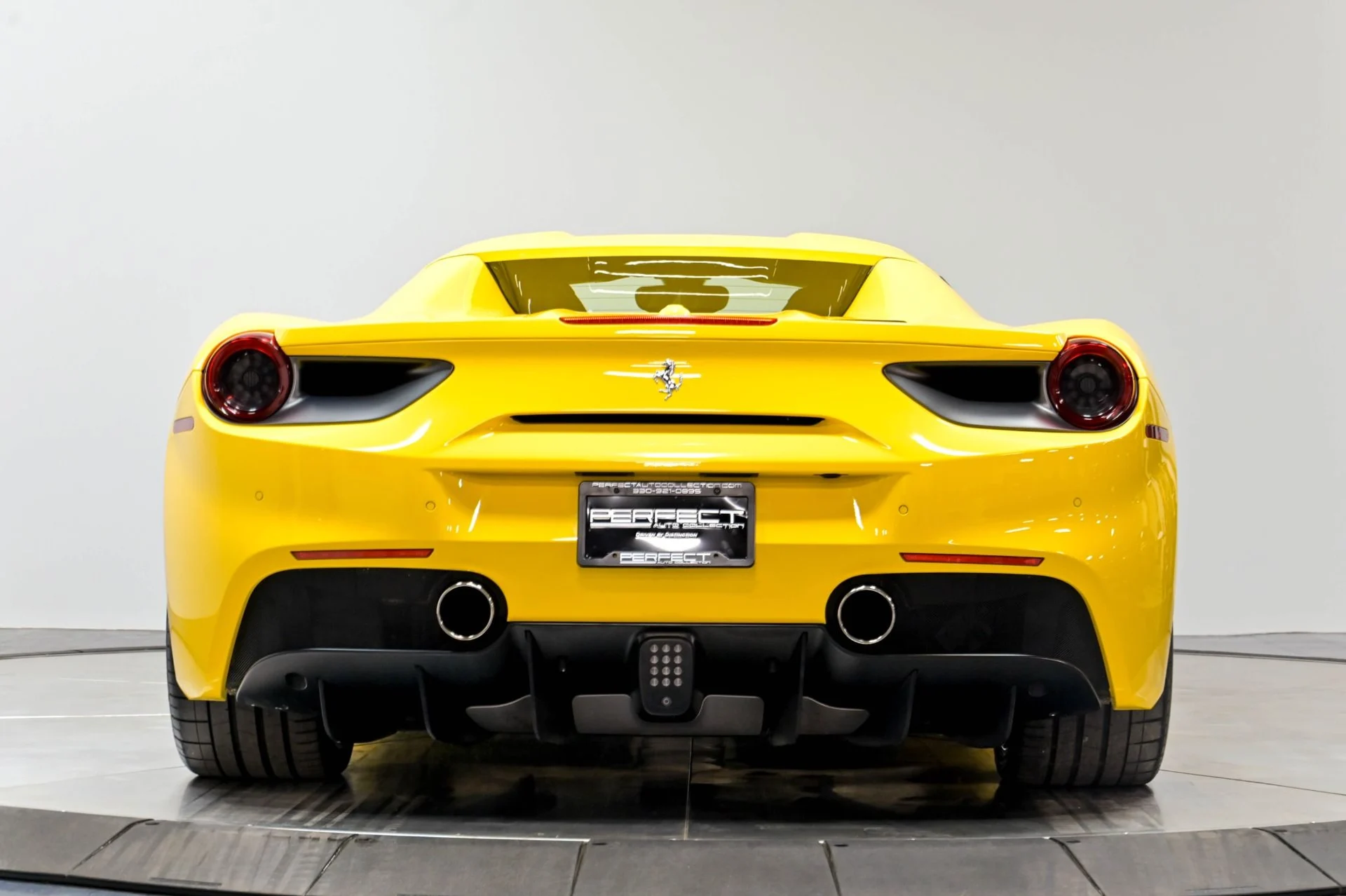 mph053_799602543_Used_2017_Ferrari_488_Spider_1782250763_4b852c00da