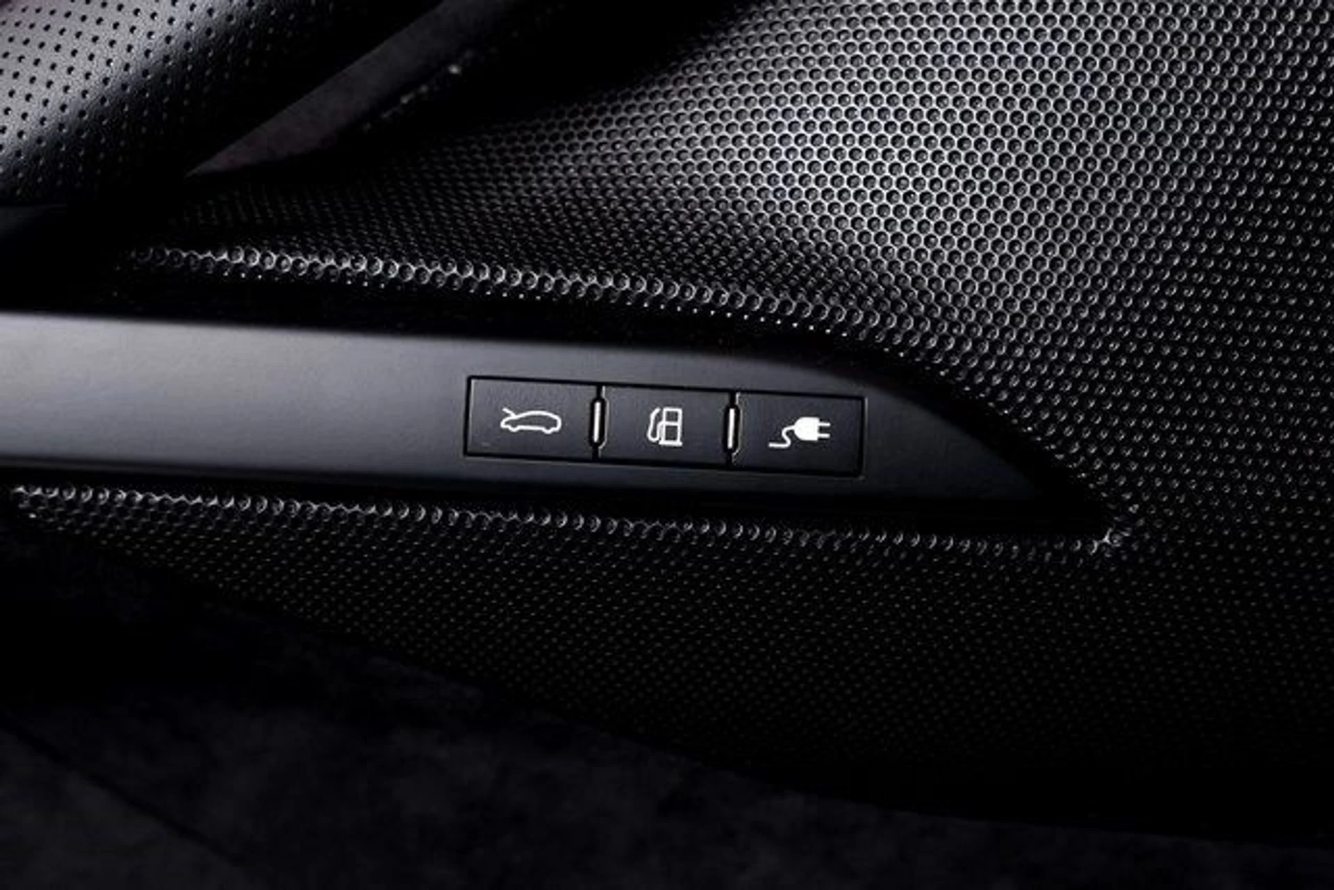 mph053_807528423_eab002540ea0c2787c6269b3a167f21ex_0510e3aa41