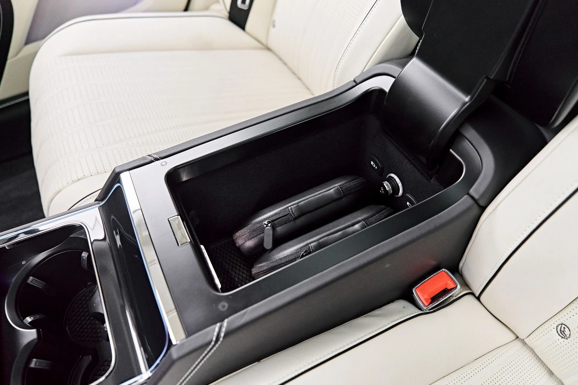 mph053_84524010_Used_2022_Bentley_Flying_Spur_W12_1786226235_9dff211771