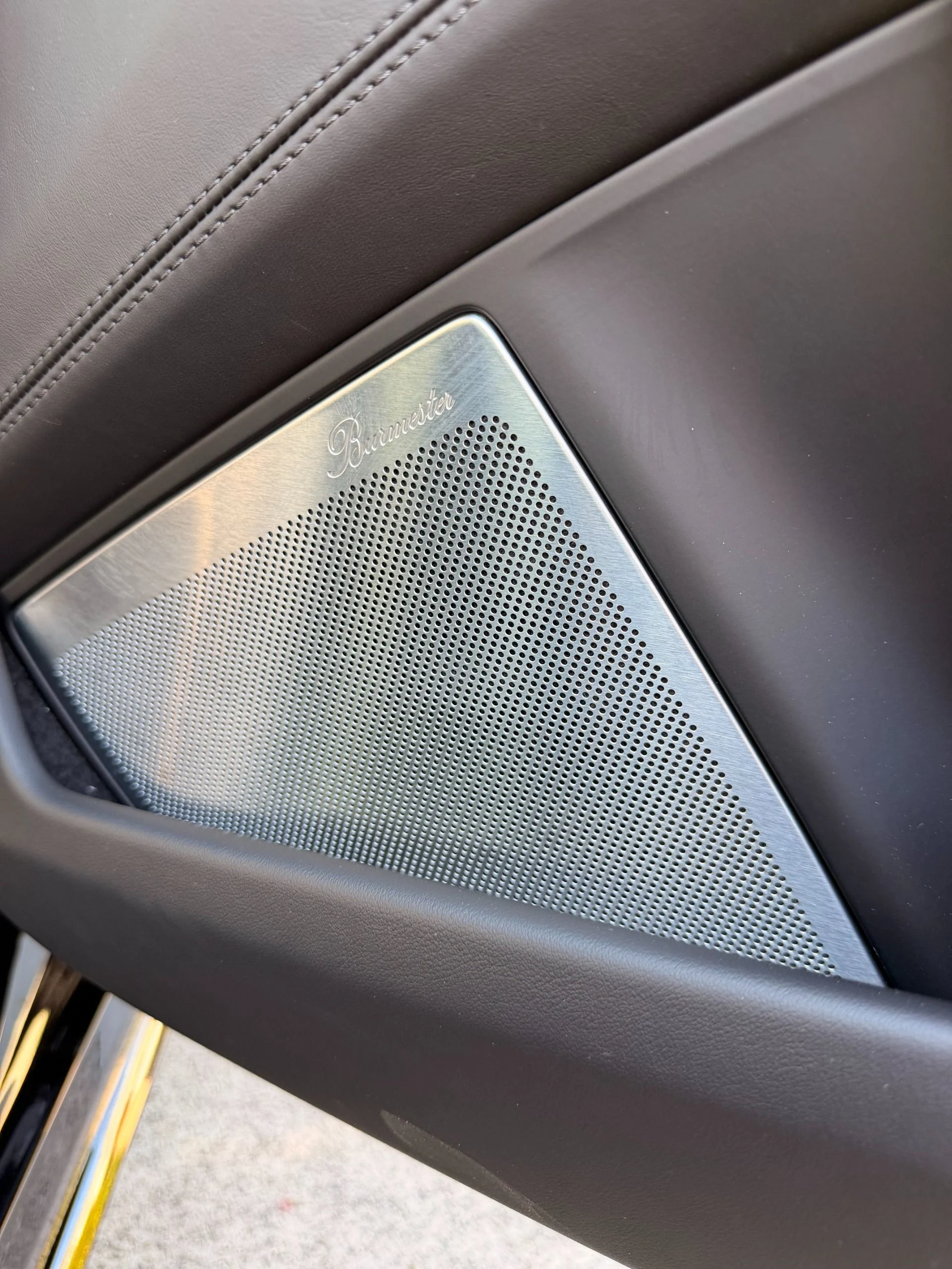 mph053_852912498_Used_2021_Porsche_911_Turbo_S_1766101435_ccd29796a8