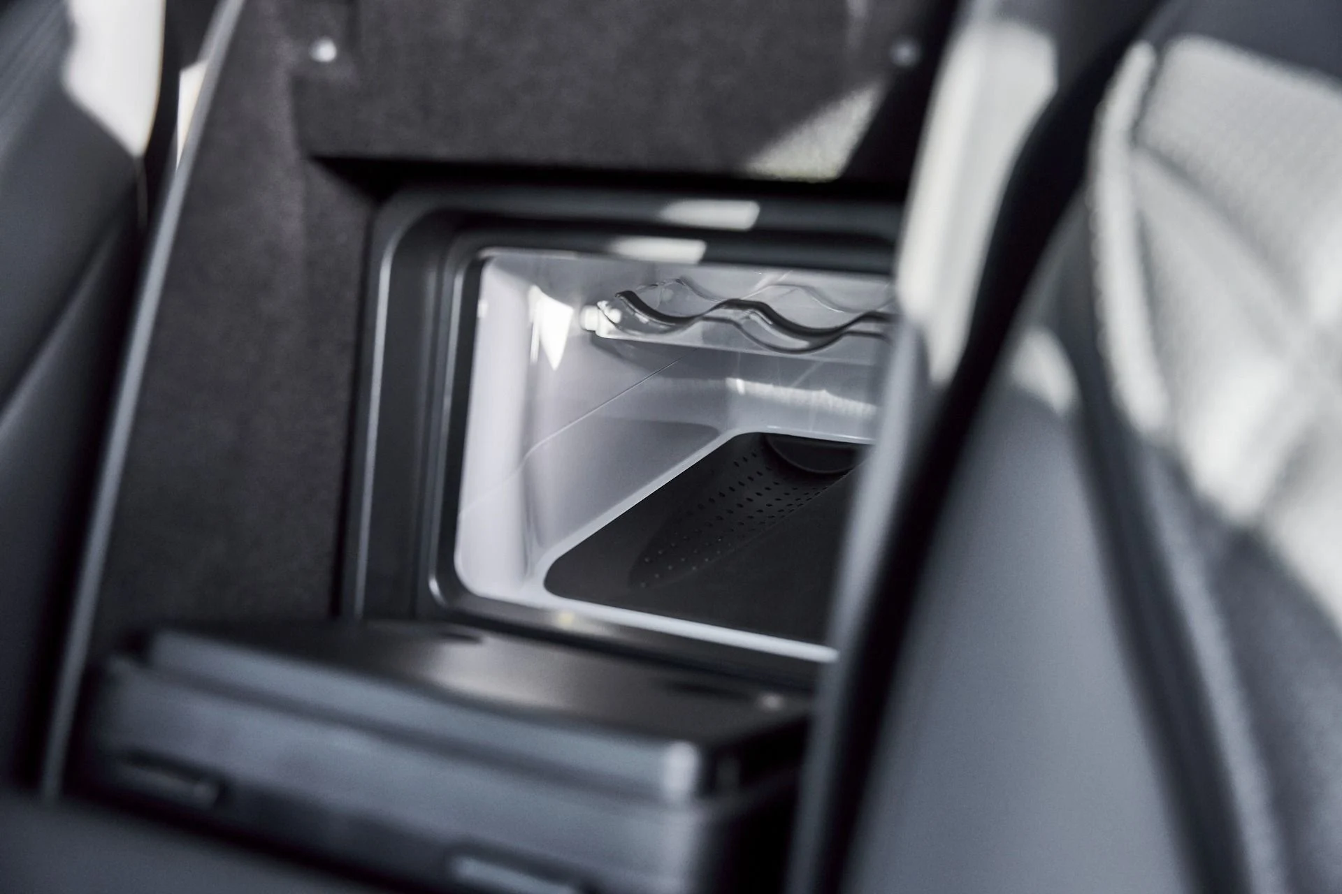 mph053_86328759_Used_2023_Mercedes_Benz_S_Class_Maybach_S_680_1769804049_1bce9061f6