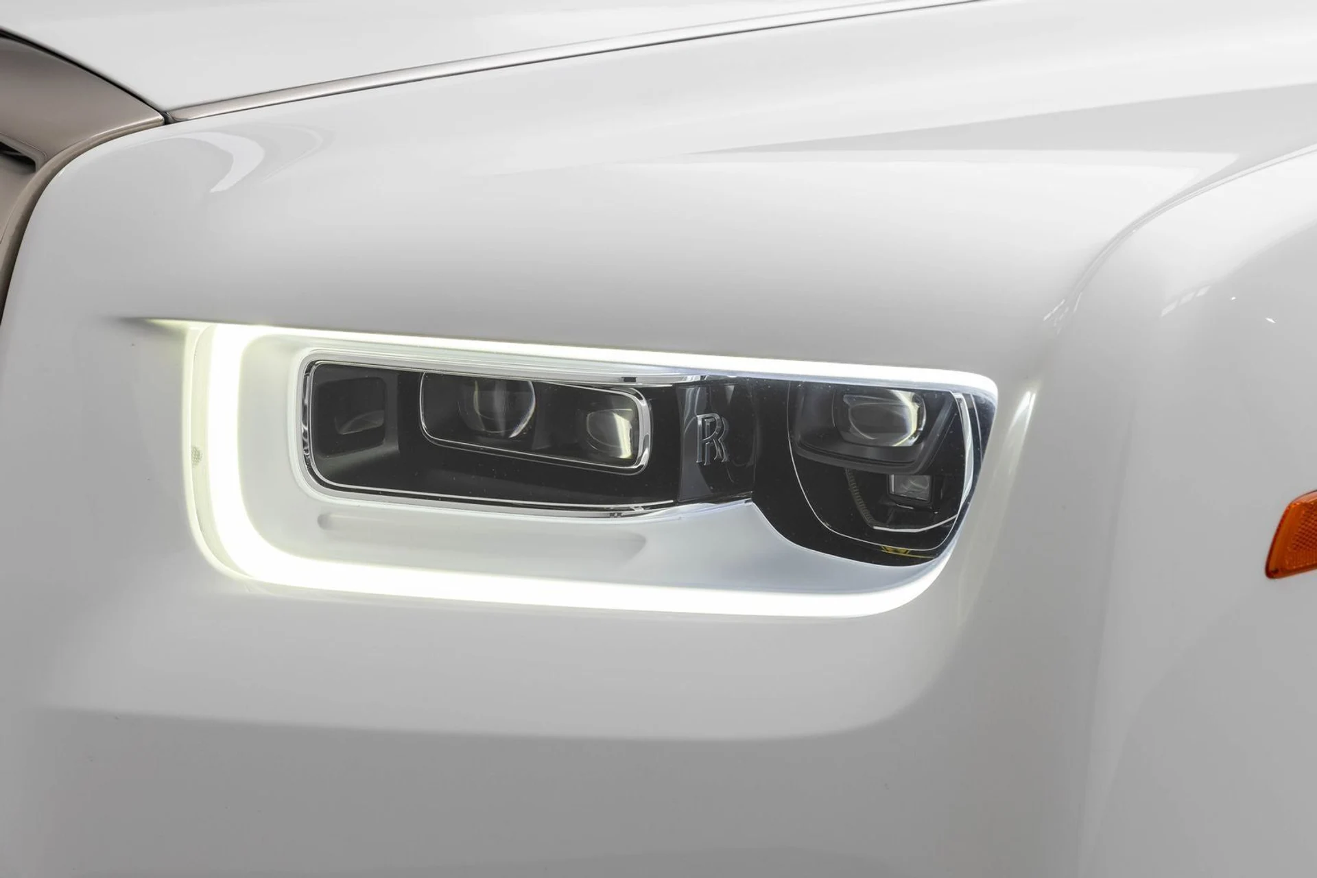 mph053_885000287_54_c833e0f8b4