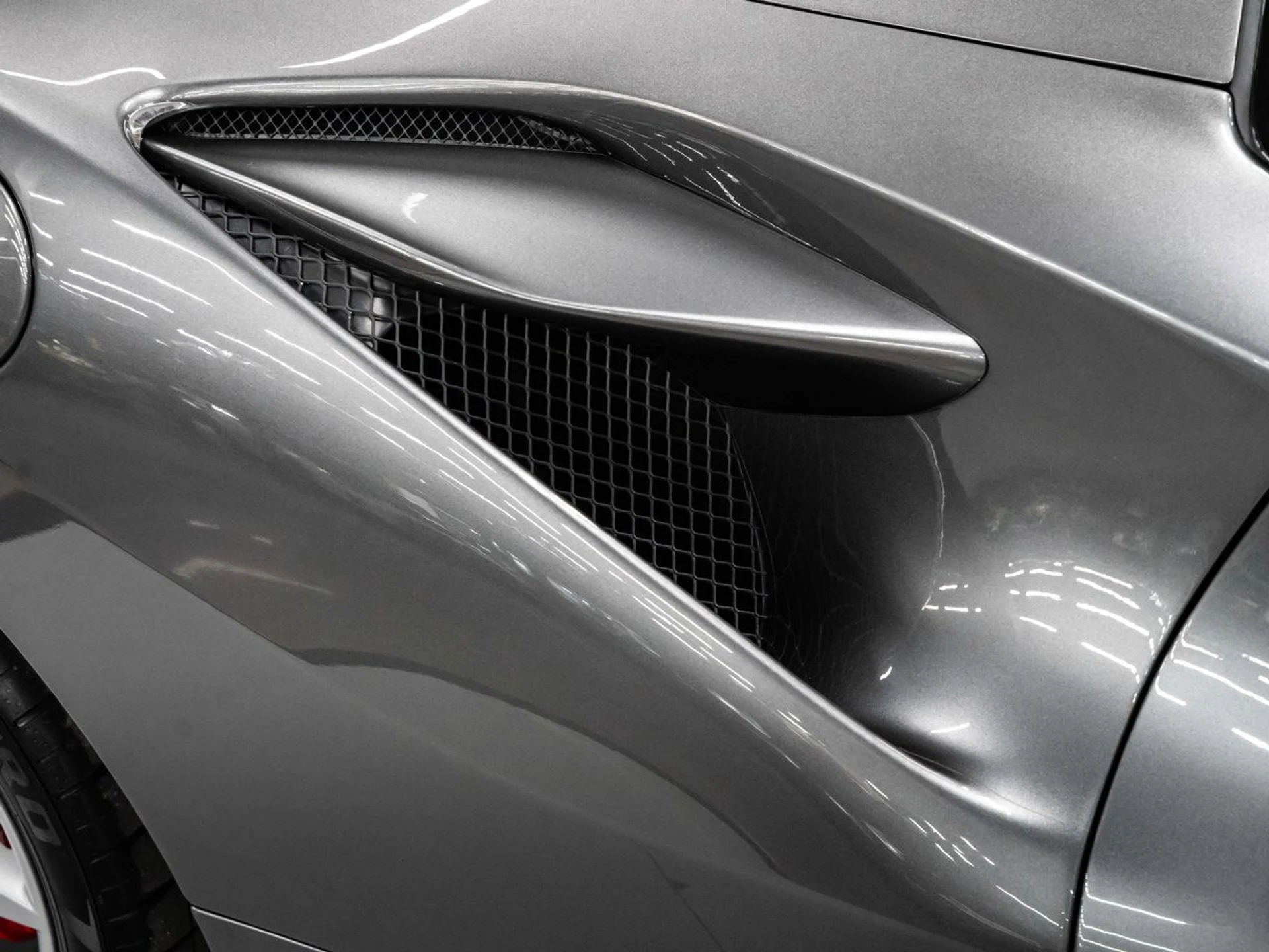 mph053_893410526_ferrari_f8_spider_2021_f92b1c82b3