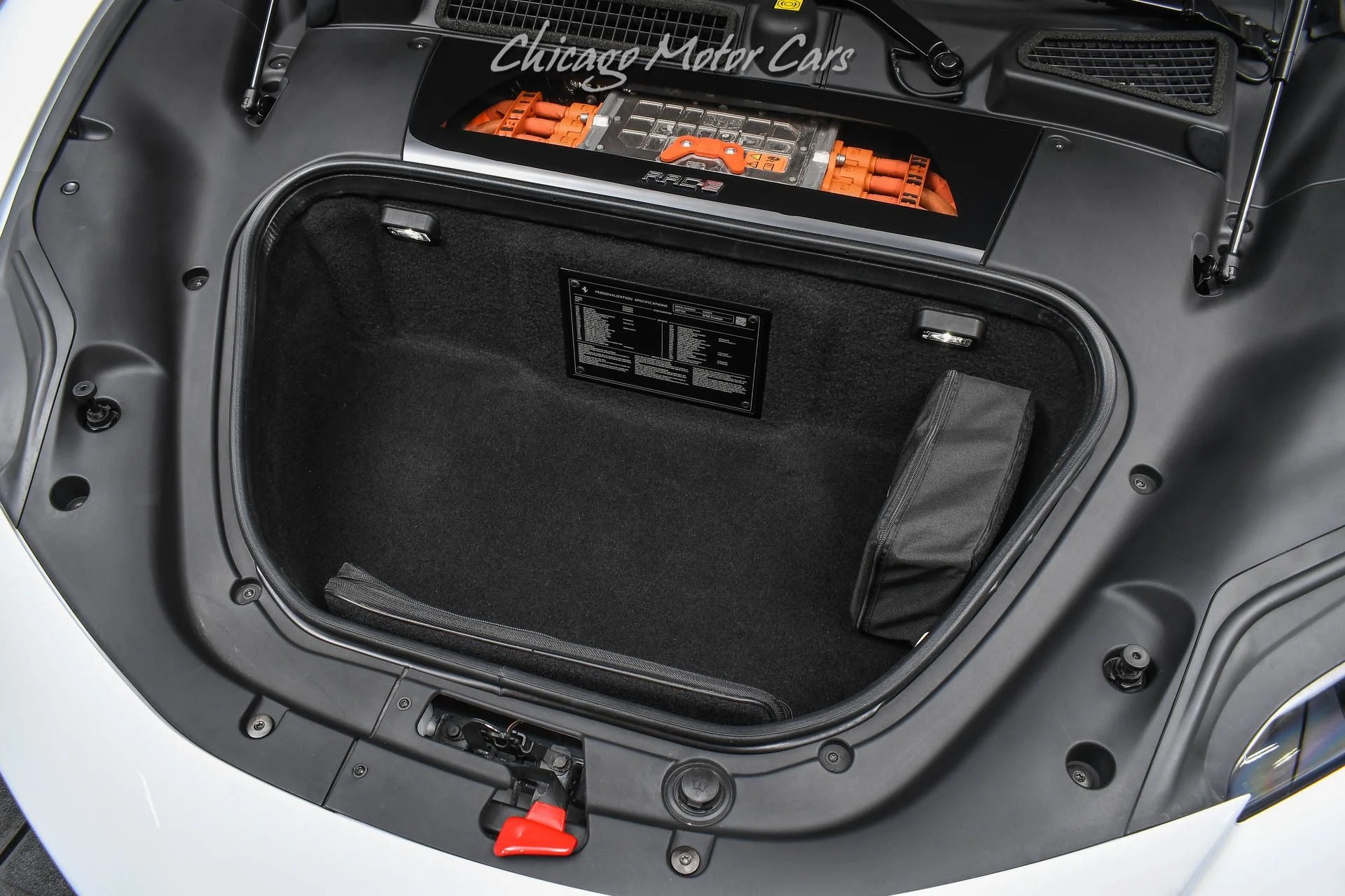 mph053_913016522_13339_p54_l_defff2584b