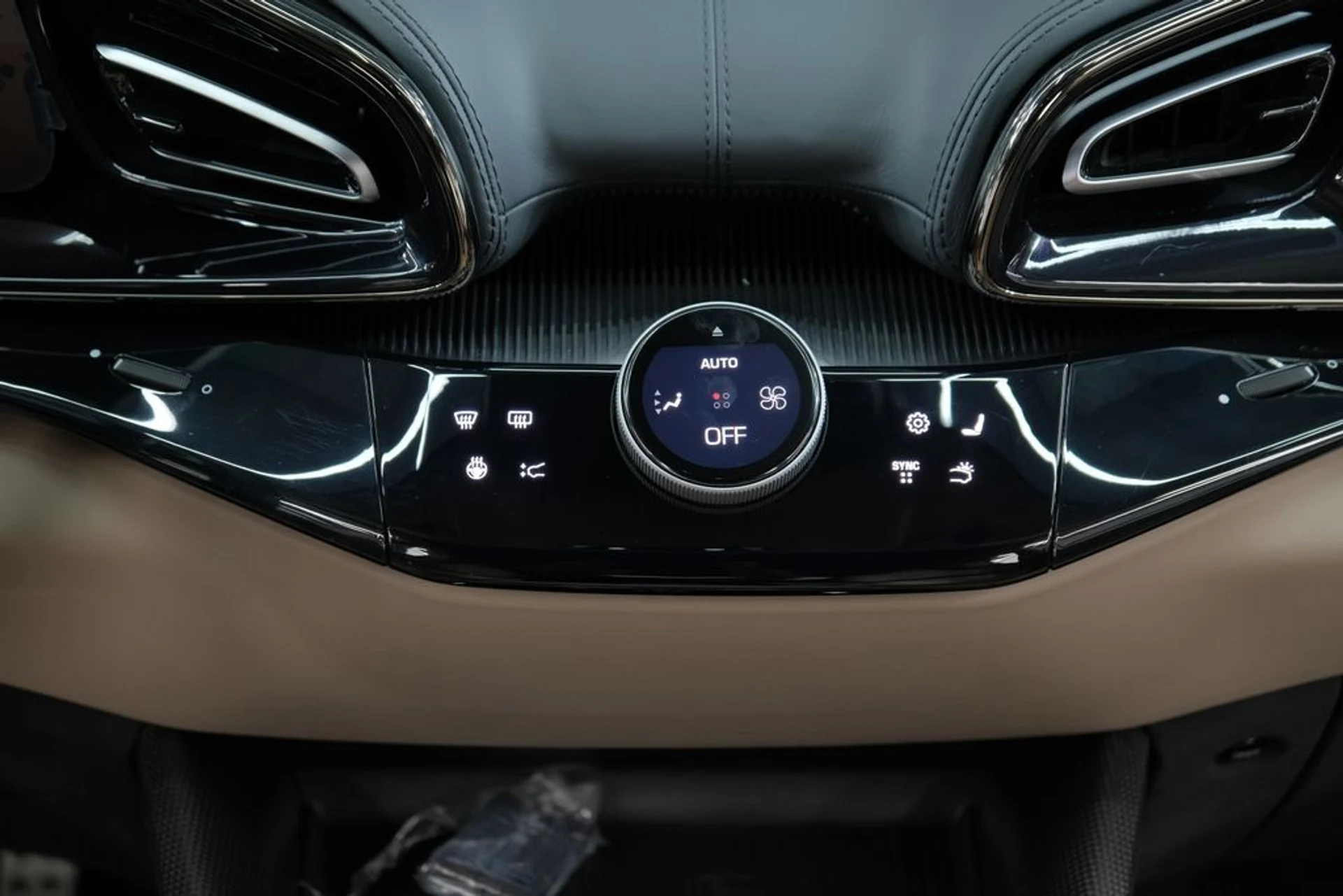 mph053_926339332_f897e21466ec9504241c095910a16f36_cf14684375