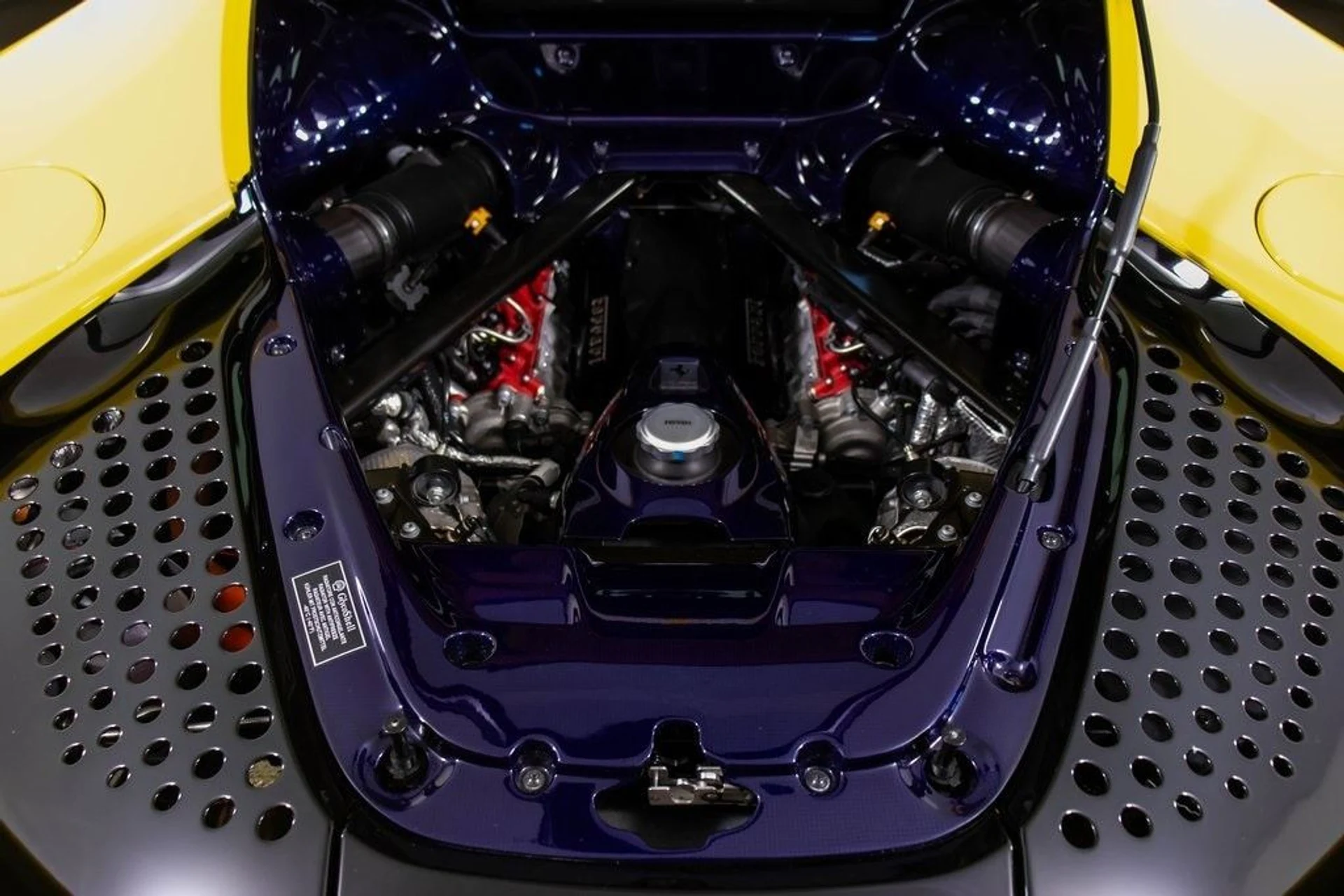 mph053_928340610_b09f8e5bb4a321244253b34cfc552455x_371737ad43