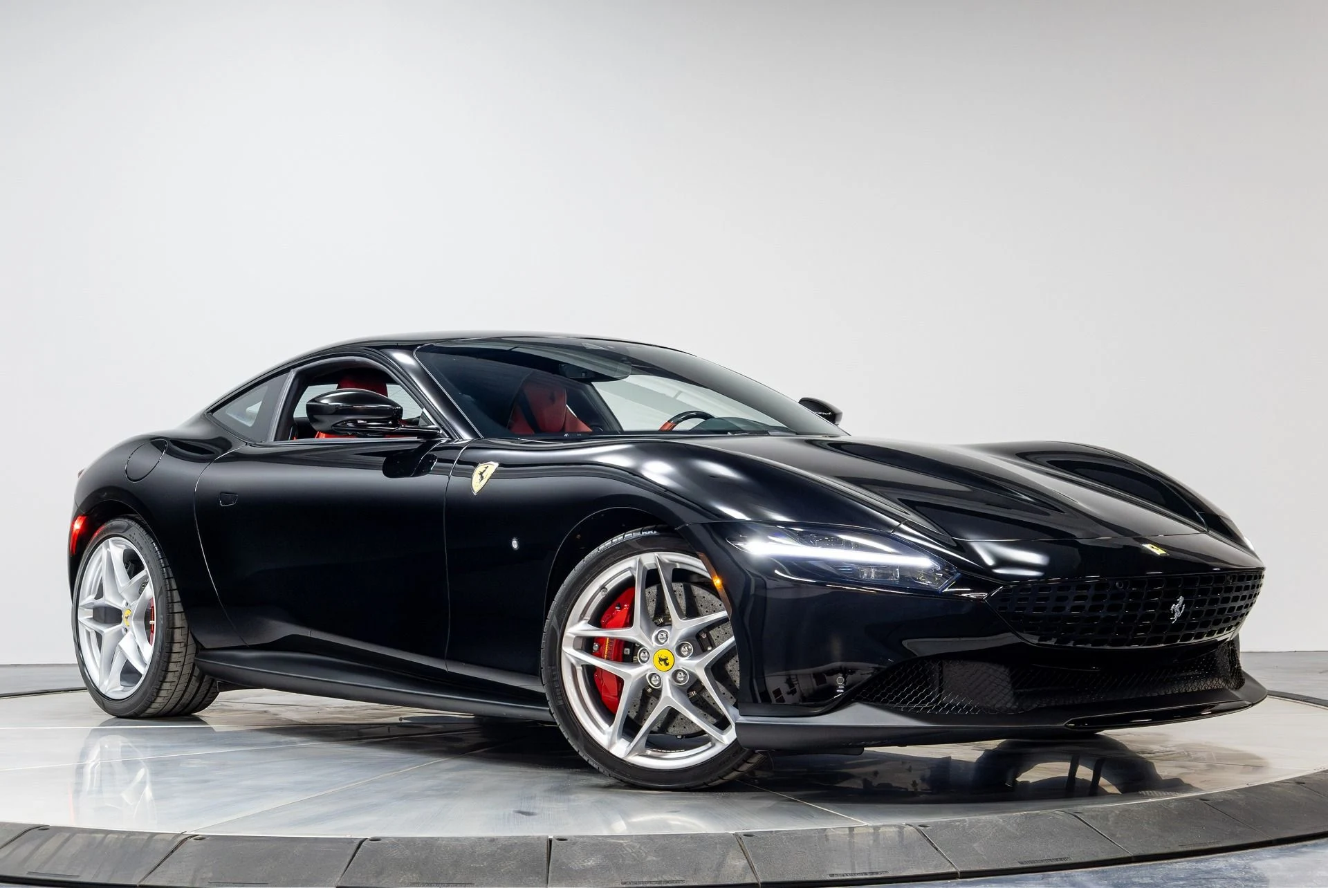 mph053_934612291_Used_2022_Ferrari_Roma_1775684538_c5ae0576e2