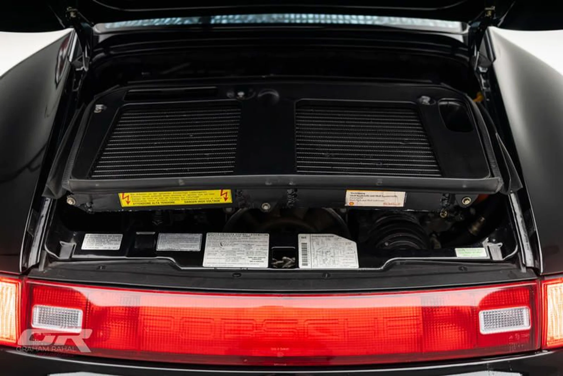 mph053_947916168_3674_B7_EC_BE_5_D_476_A_9_ADF_88064_BE_0_F448_cb648e0cfe