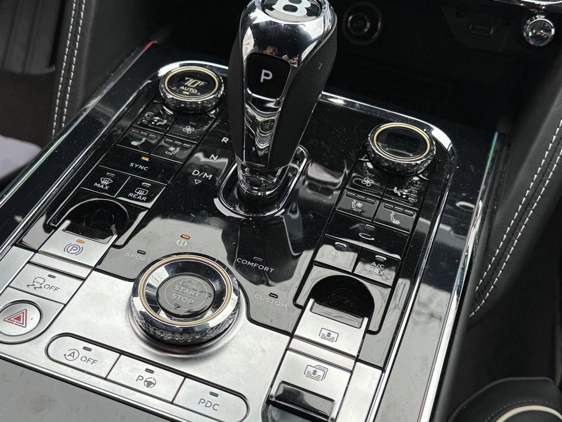 mph053_956538593_7284030f4bf2216d98f5432d2933c66b_43097cb264