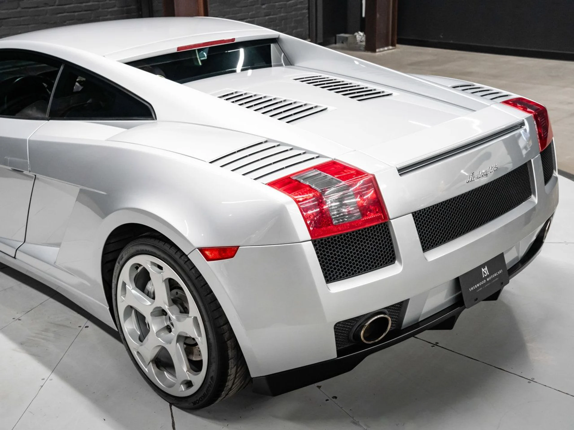 mph053_97039896_lamborghini_gallardo_2004_57622b2fe3