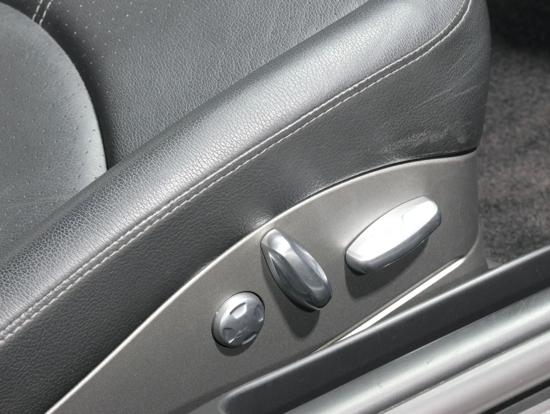 mph053_991287635_Used_2008_Porsche_911_Carrera_4_S_6_Speed_Manual_Sport_Chrono_Exhaust_Just_Serviced_1762199267_46ff8139e7