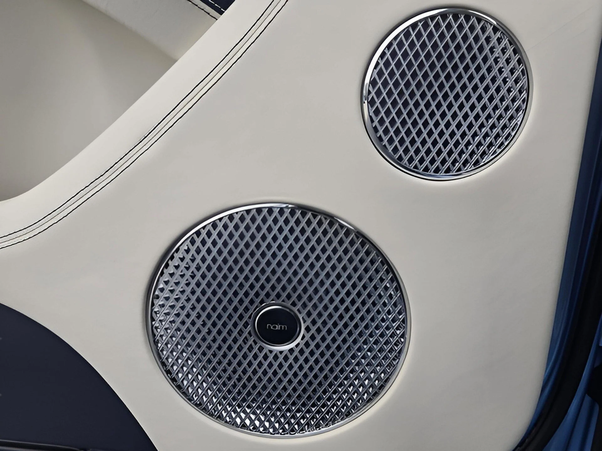 mph054_101818645_c5283045cd24064052bc563b0ae92732x_f2fa7bdded