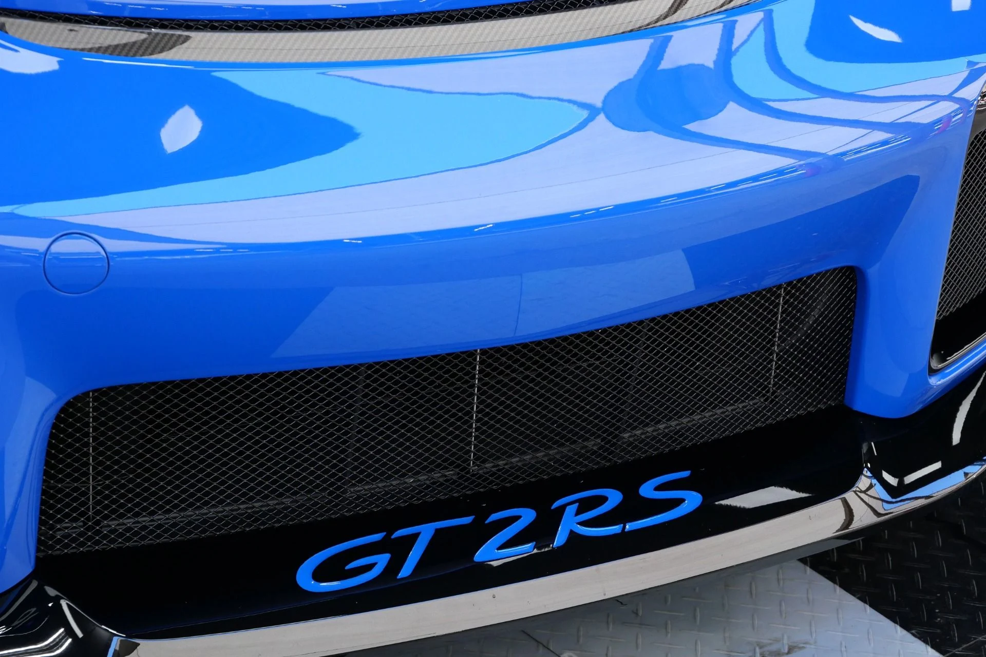 mph054_1031112888_Used_2019_Porsche_911_GT_2_RS_Paint_to_Sample_Weissach_package_CXX_Options_1787849456_56f97d1460