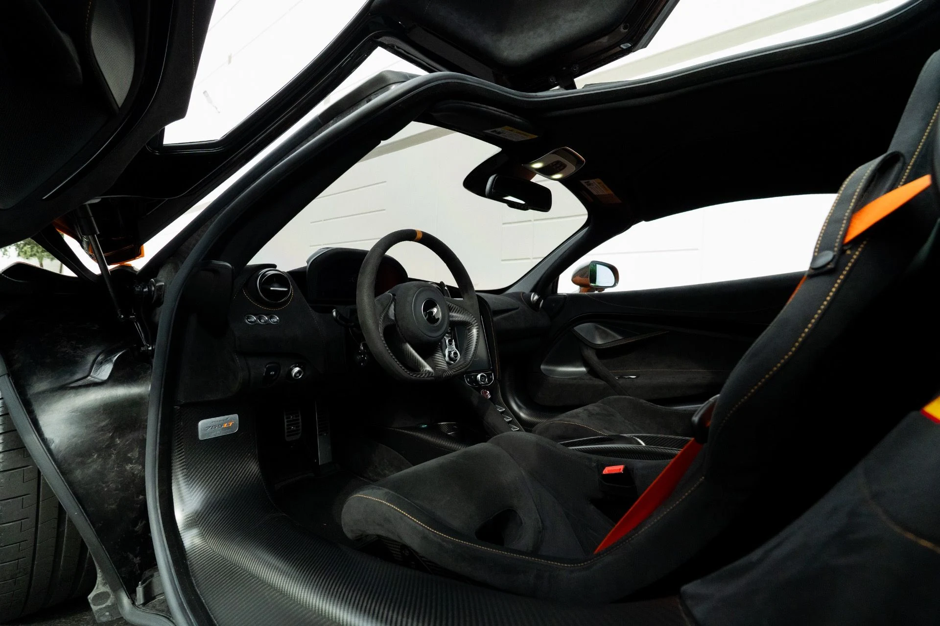 mph054_1035796084_Used_2021_Mc_Laren_765_LT_1757087774_f0399ccb3f