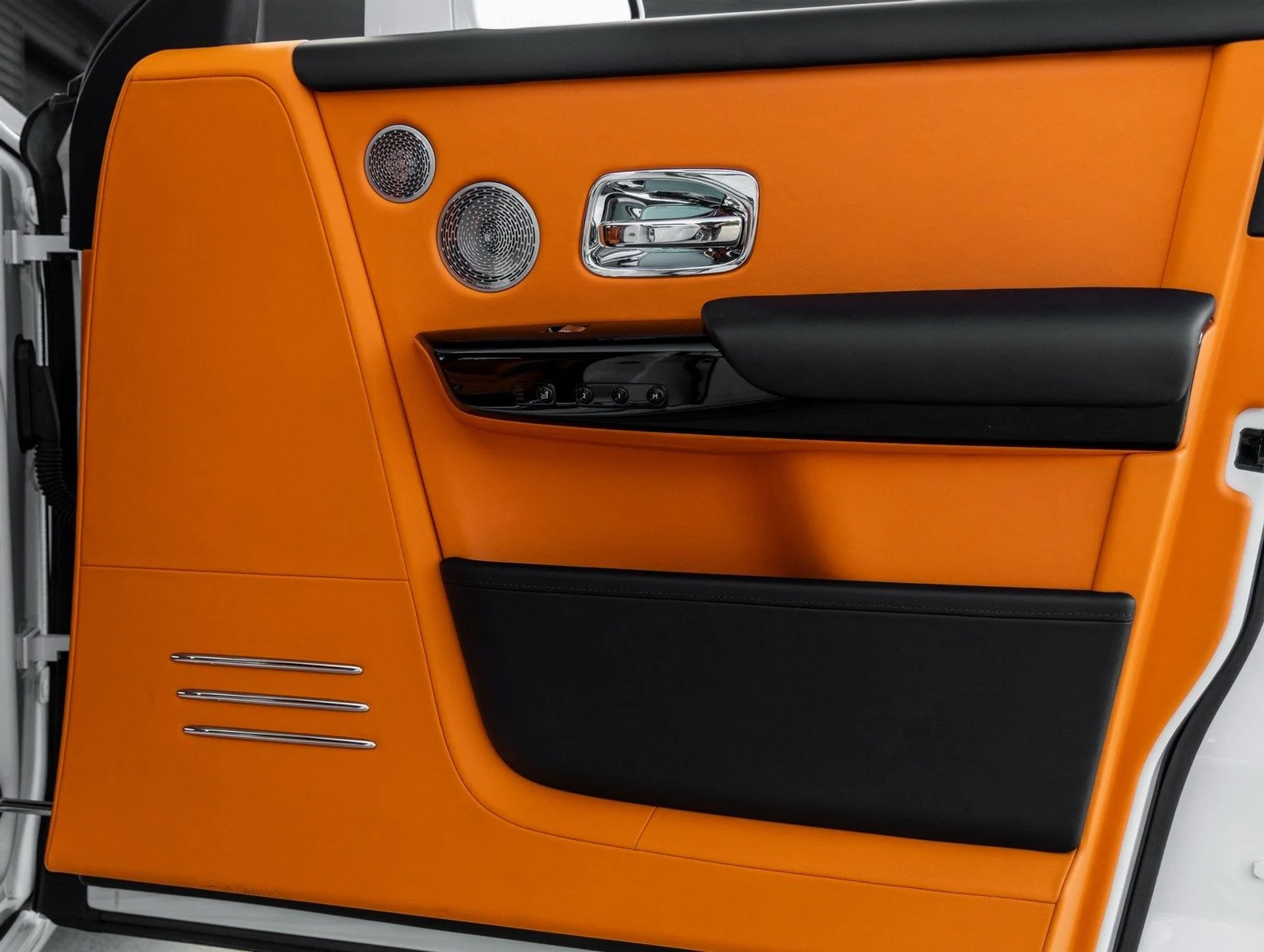 mph054_1043013083_55_6afa525885