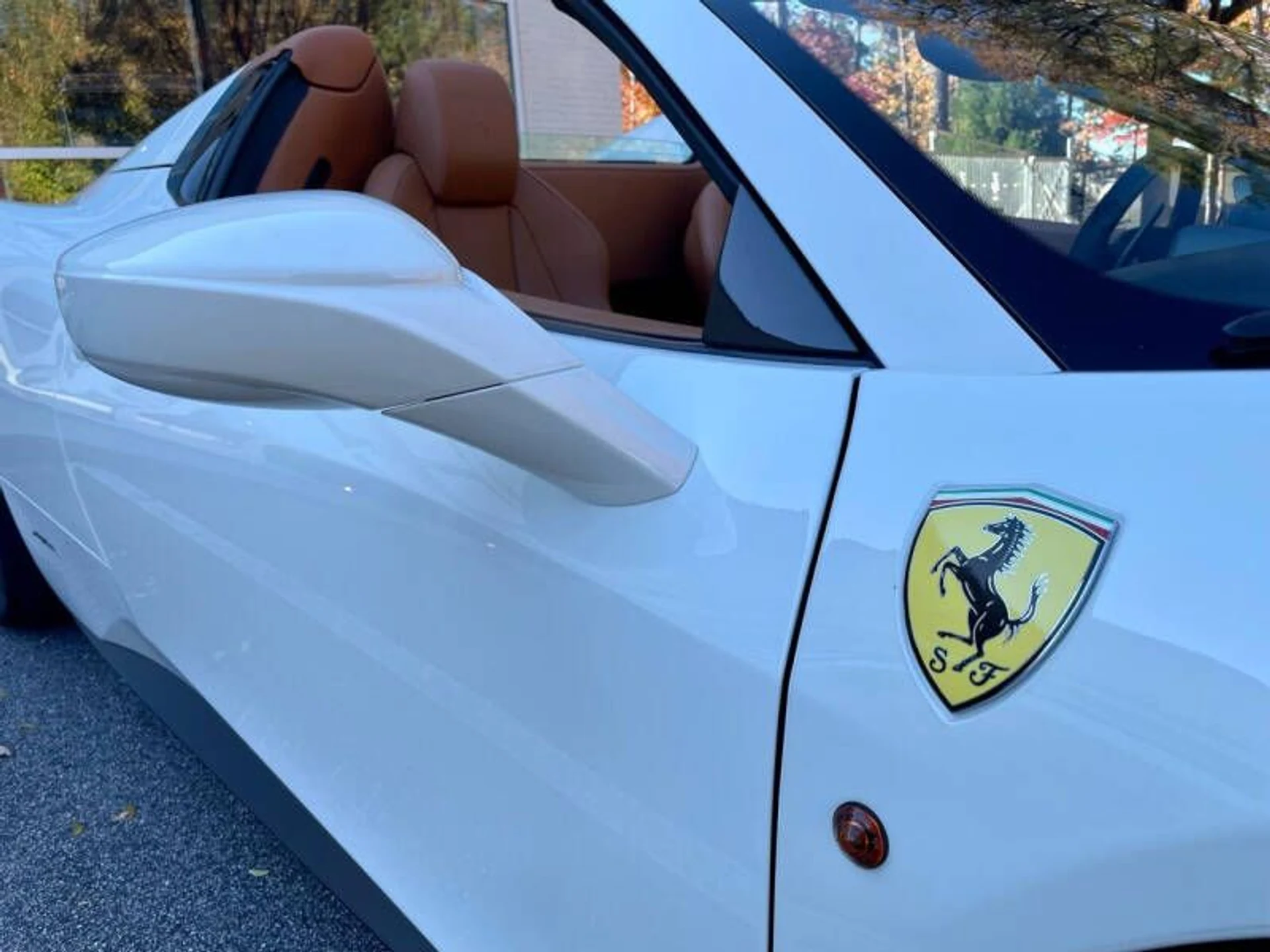 mph054_1055456310_2013_ferrari_458_spider_base_2dr_convertible_9451d7a7e0