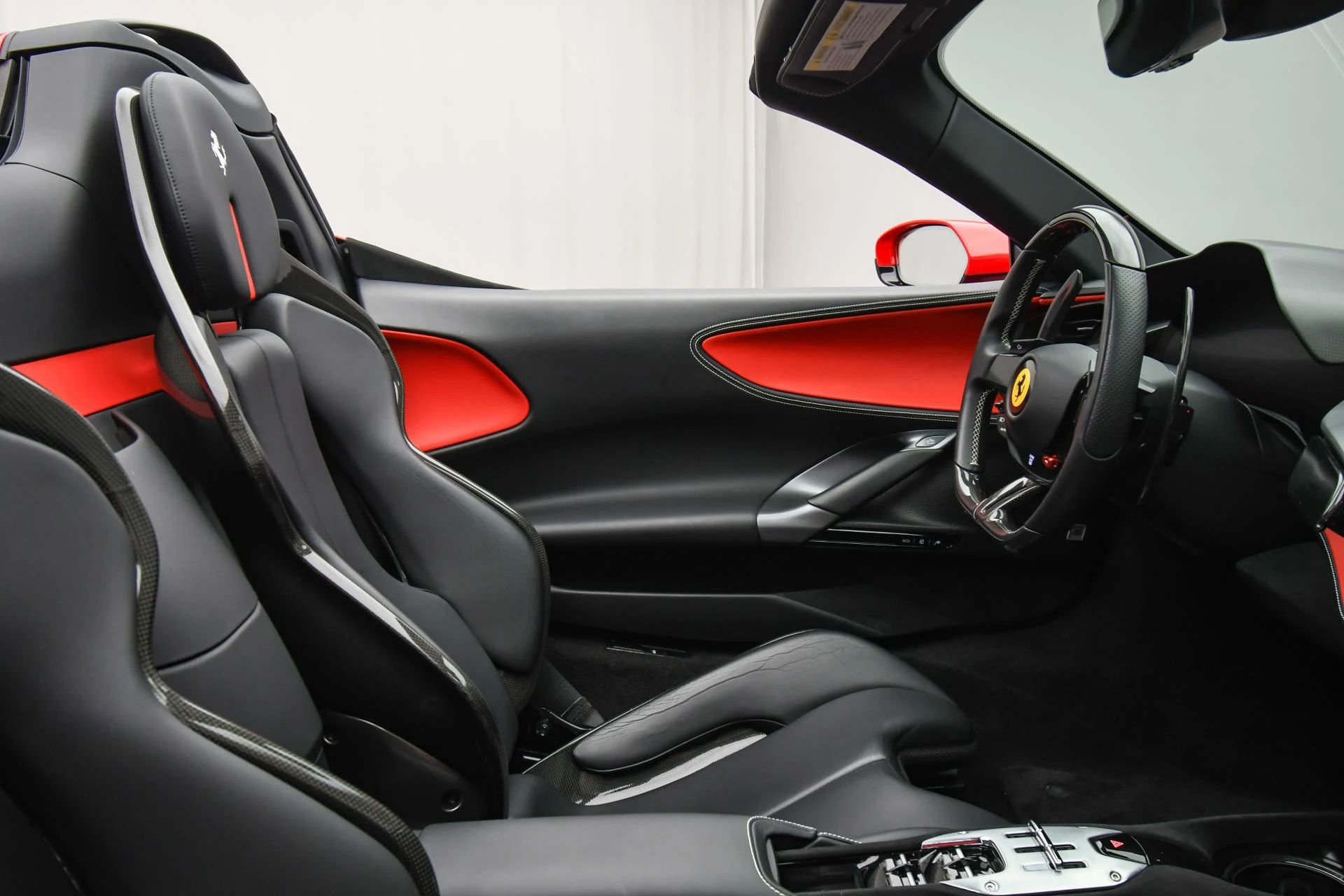 mph054_1068546373_Used_2022_Ferrari_SF_90_Spider_1753776257_3922b6bba5