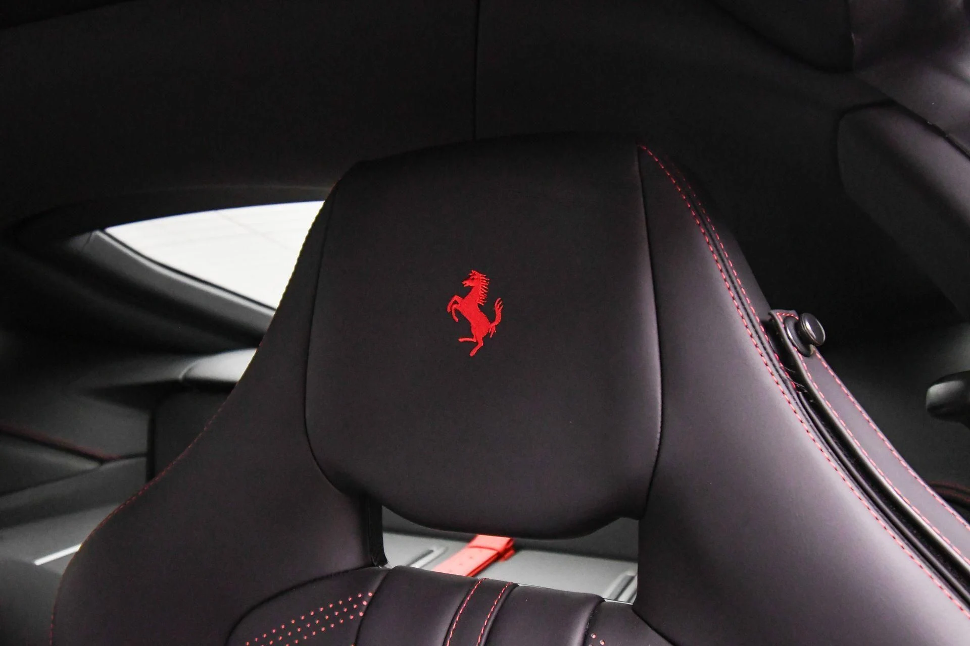 mph054_1073118277_Used_2017_Ferrari_F12_Berlinetta_1757454140_185cf8b108