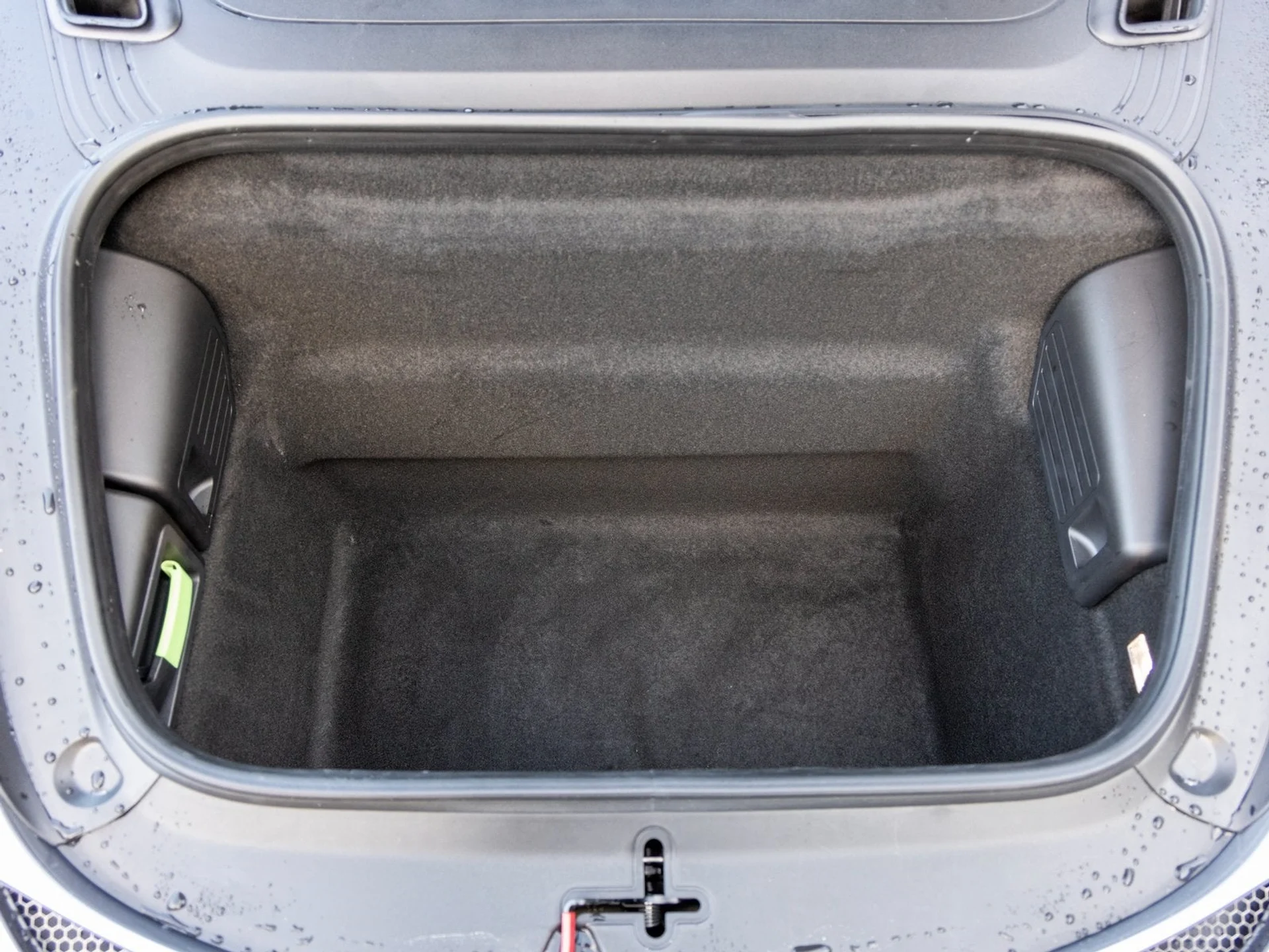 mph054_1092066427_55_d2a5022768