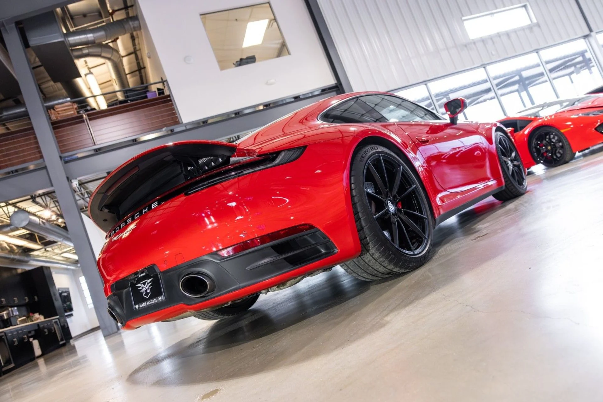 mph054_112267049_p_Q_c27c7e0c2d