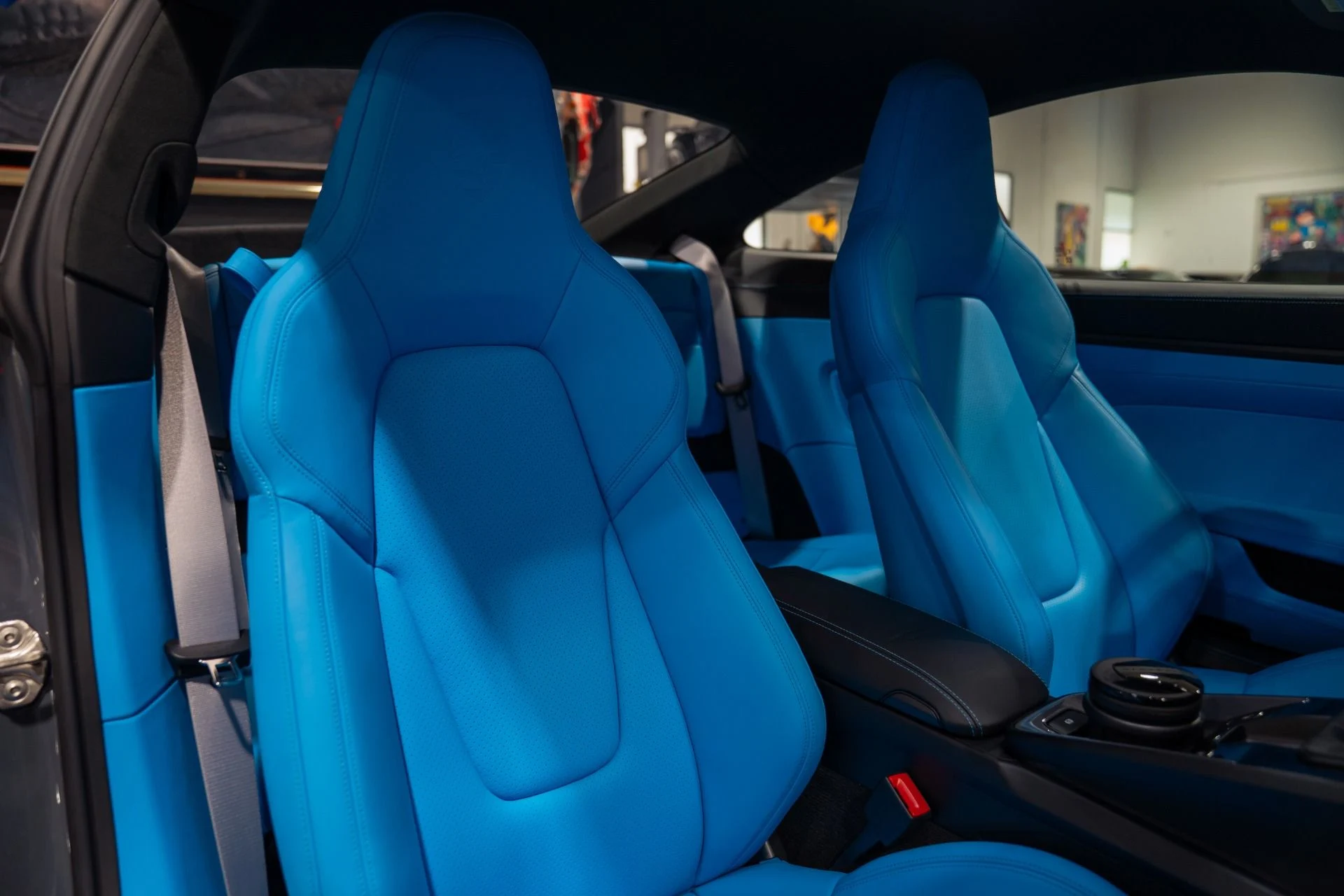 mph054_1127025065_Used_2026_Porsche_911_GT_3_Touring_Manual_Full_Riviera_Blue_Interior_1788905401_2828cef1d5