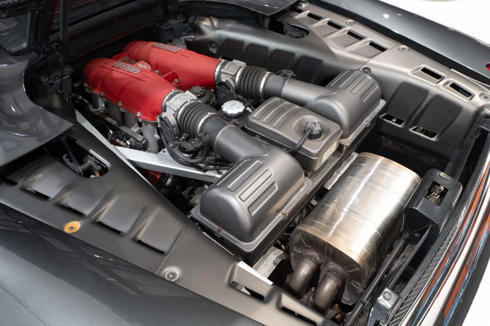 mph054_1127899677_13331_p55_l_7c8d2ff3c8