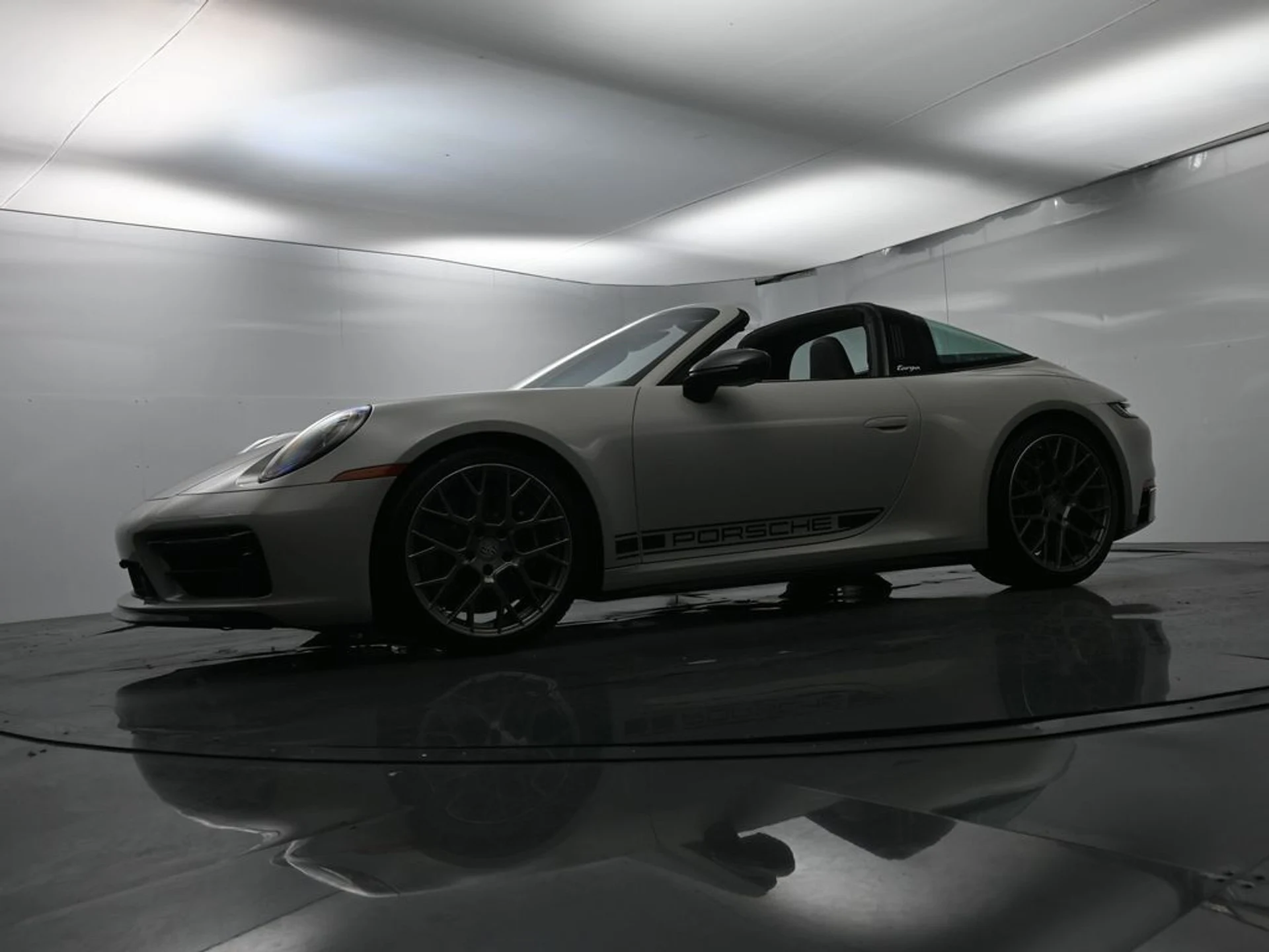 mph054_1143233760_57c2162ee675f6017b176d3a57d04df8_c80573cb91