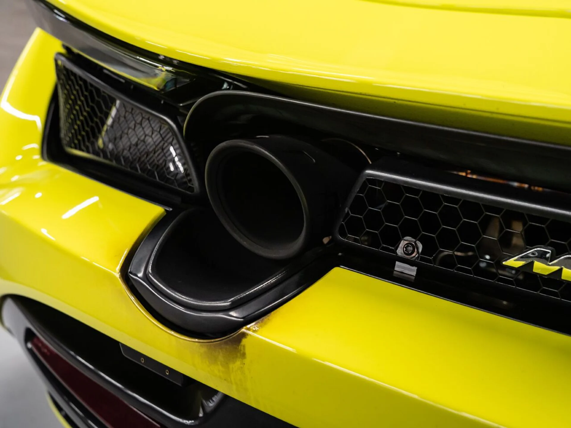 mph054_1168662833_mclaren_720s_2018_5e9b18d32b