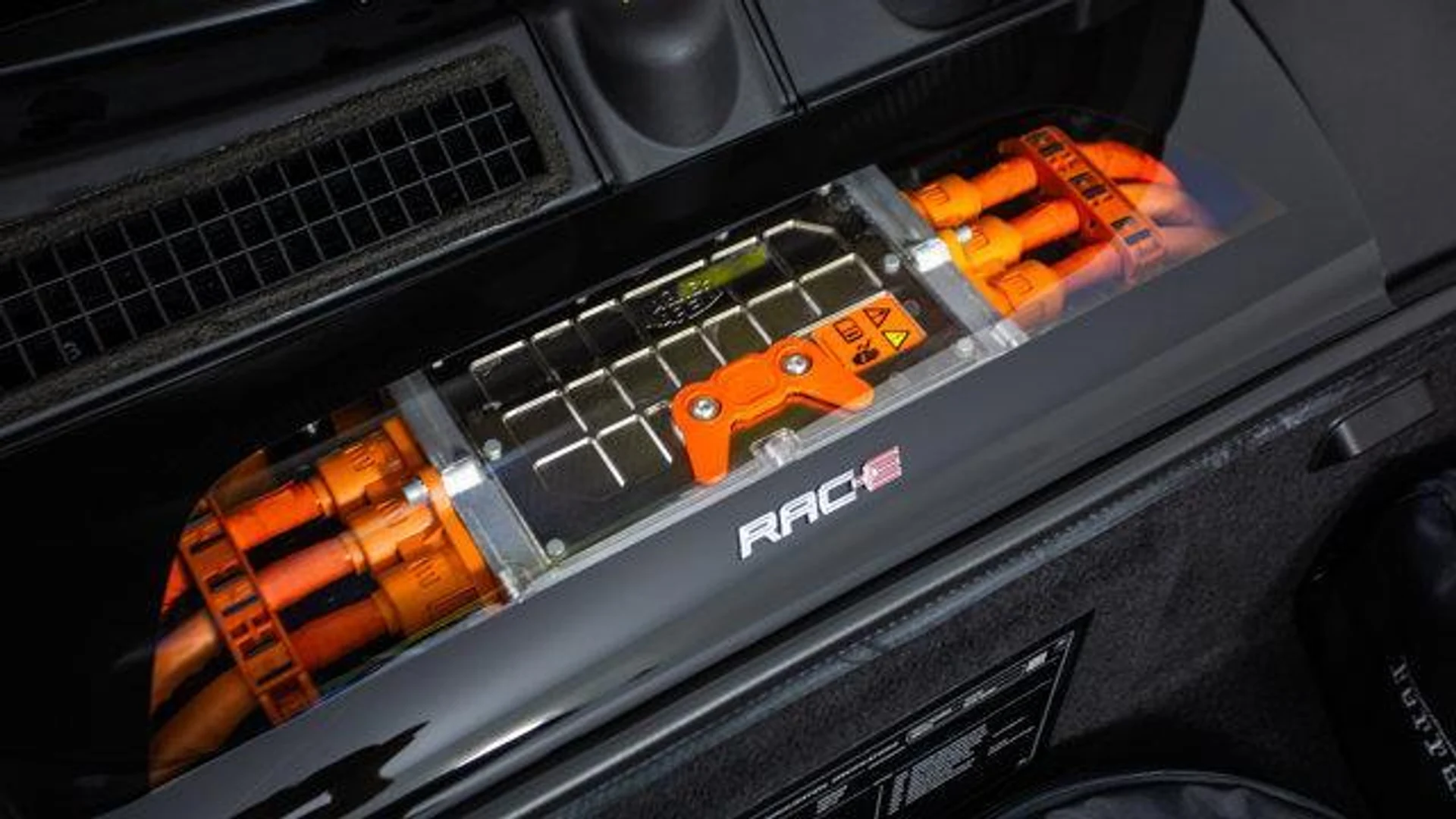 mph054_1195009086_O_Oock_P_Lm2_GF_Mp_I_Ft74_D_Bz_Hnr_T3k_5812bee9ad