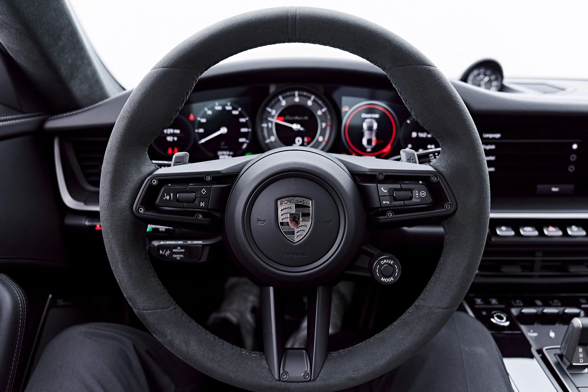 mph054_1203357661_Used_2025_Porsche_911_Turbo_1782870288_7a437a7c91