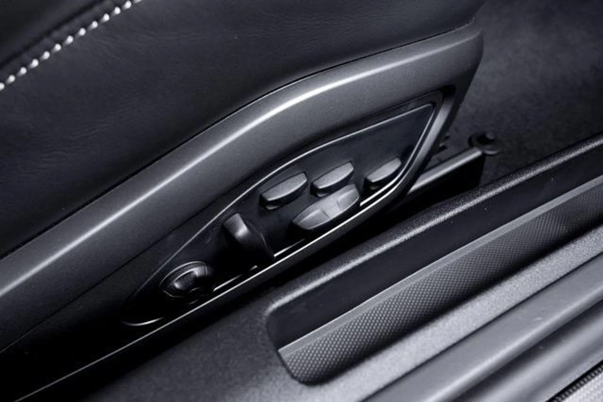 mph054_1218195245_10ae474c173cba11a500f676c96fc2d4x_744a4869dc