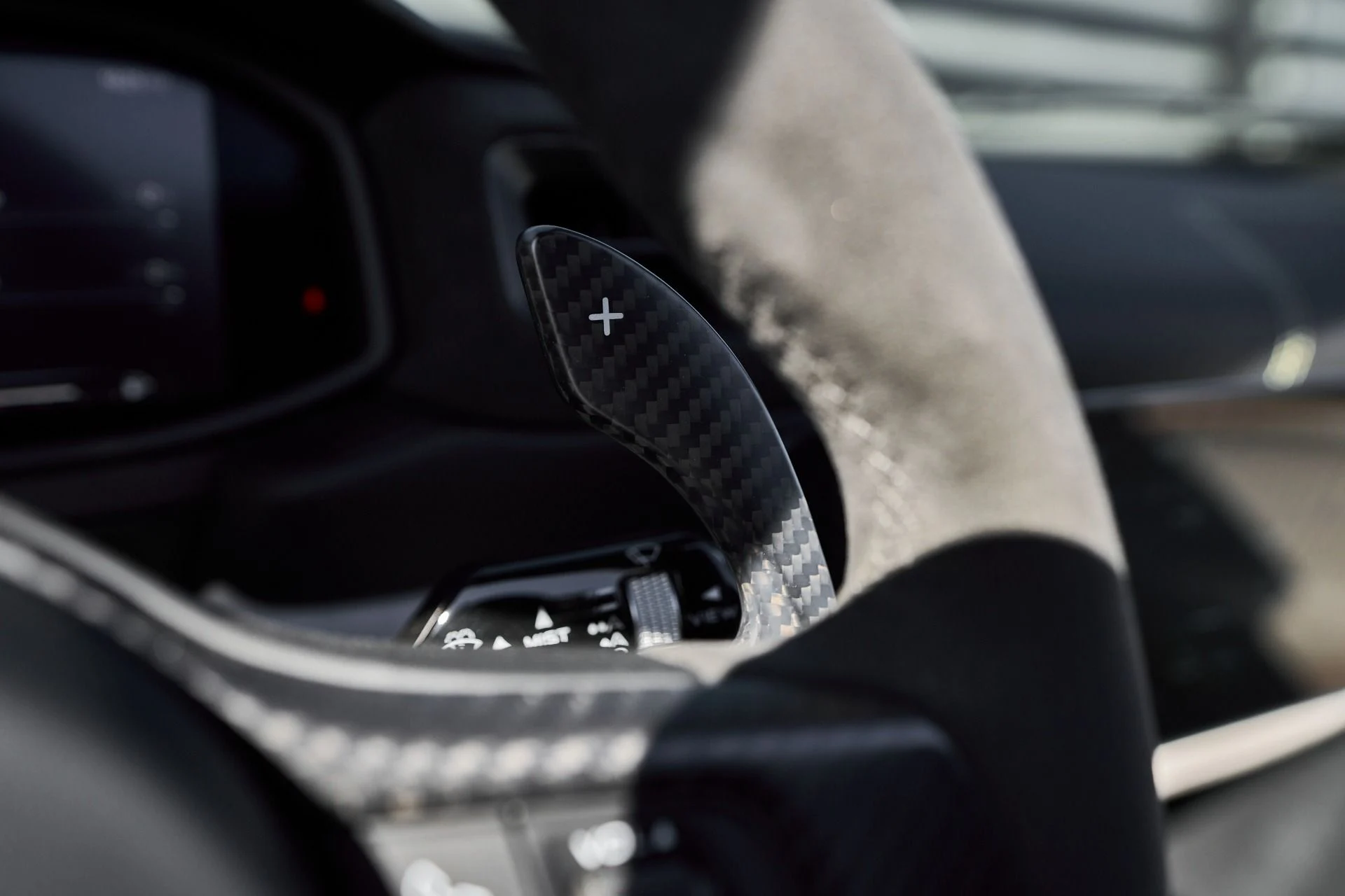 mph054_1233817119_Used_2023_Maserati_MC_20_Cielo_1761946953_66fe5230b9