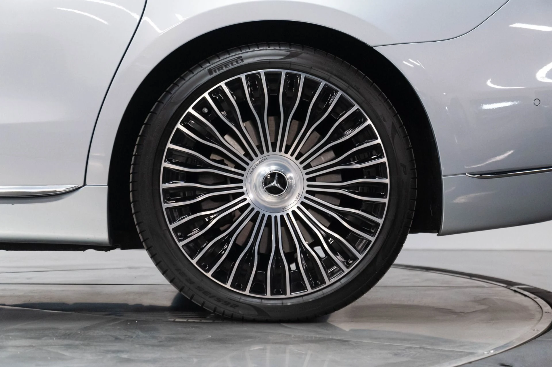 mph054_1267797857_Used_2024_Mercedes_Benz_S_Class_Maybach_S_680_4_MATIC_1783529476_5ab691d22f