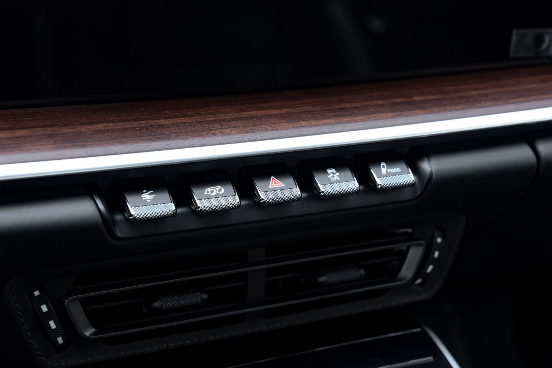 mph054_1286587797_Used_2023_Porsche_911_Sport_Classic_1776441930_4d4c98e3e7