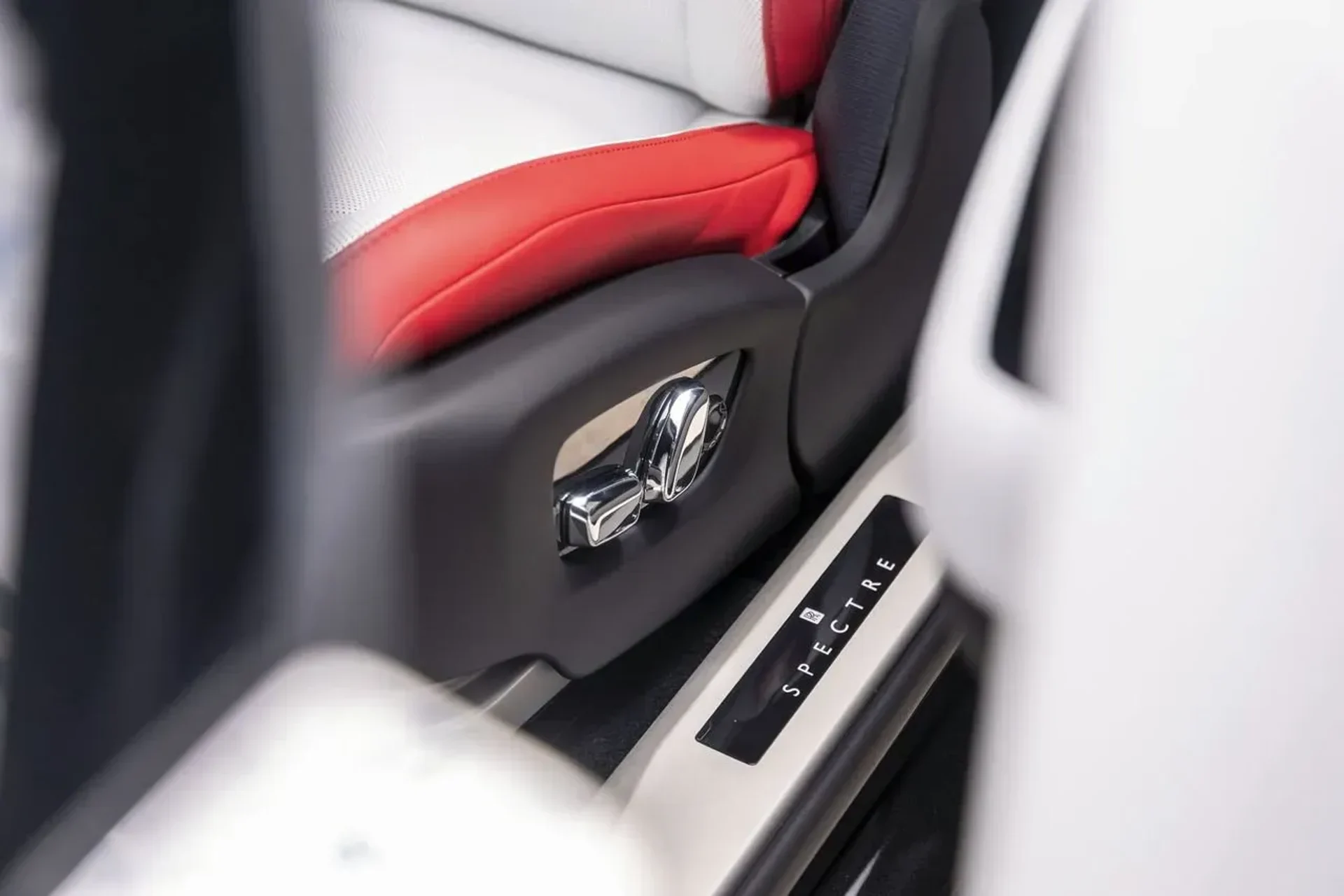 mph054_1290024757_b02ed5ecca8f439cac031fc208a34498_57ad8cb571