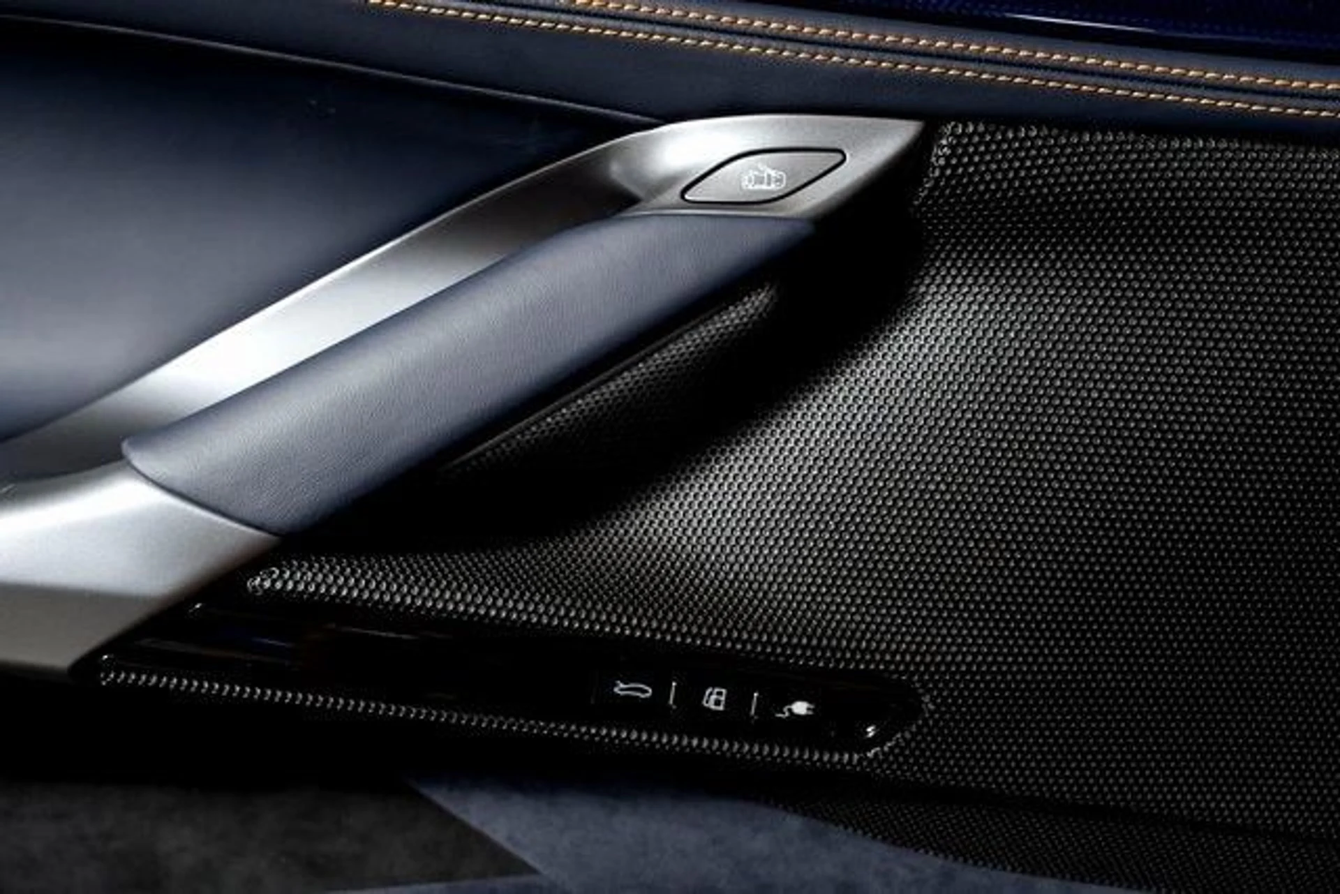 mph054_1317514458_4721c815da80bd7de537ccac9f052046x_4deaa4c42d