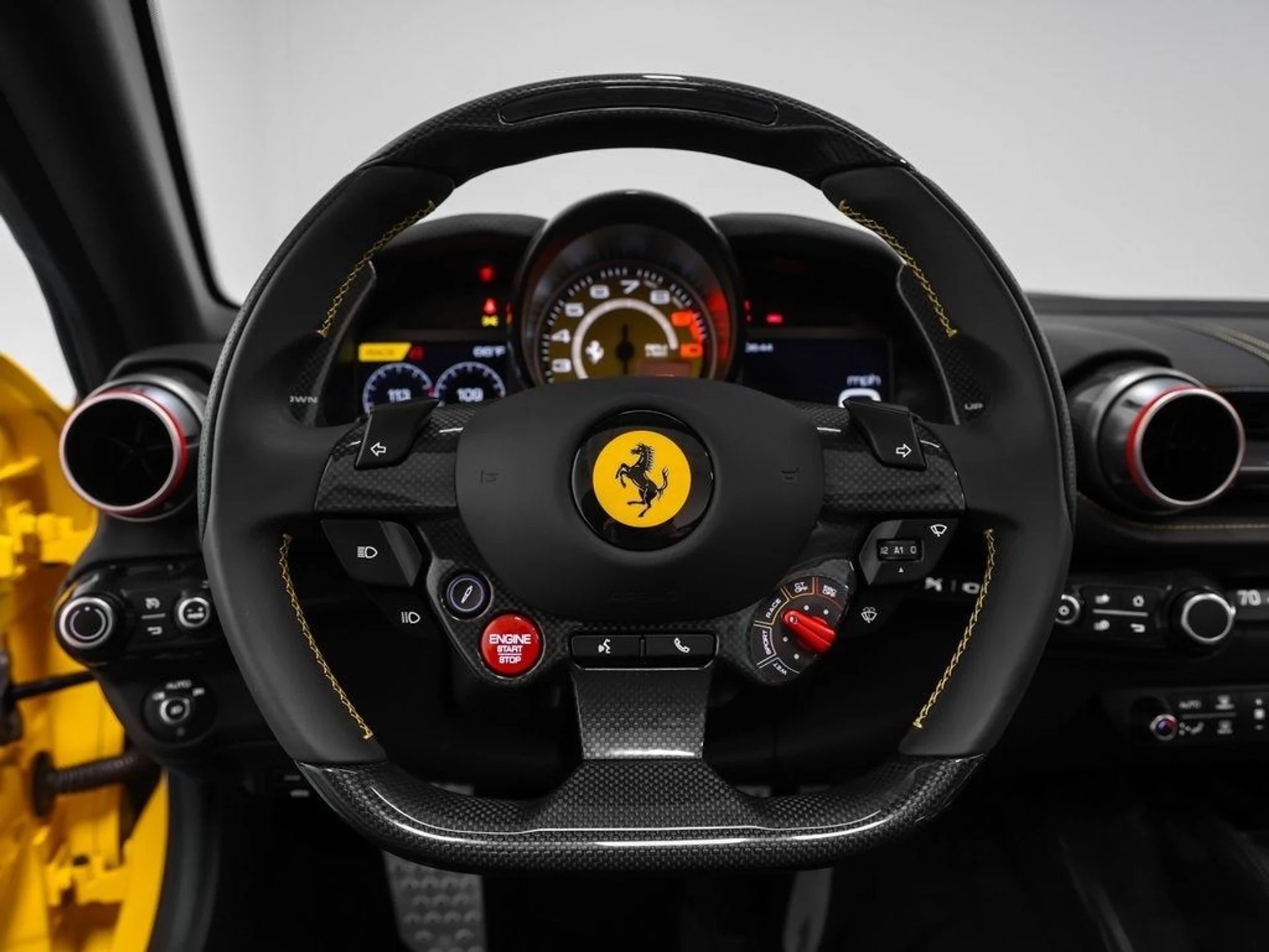 mph054_131927473_55_fda14bd859