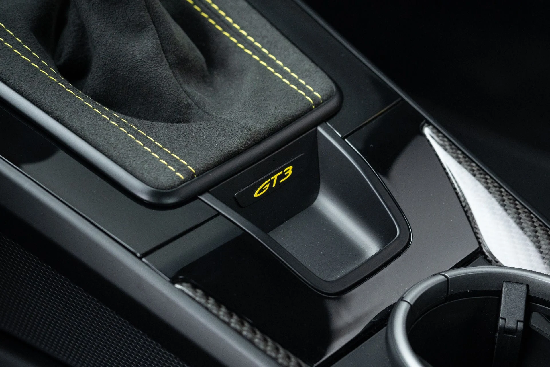 mph054_132438607_Used_2024_Porsche_911_GT_3_1776966322_5e24ac65d3