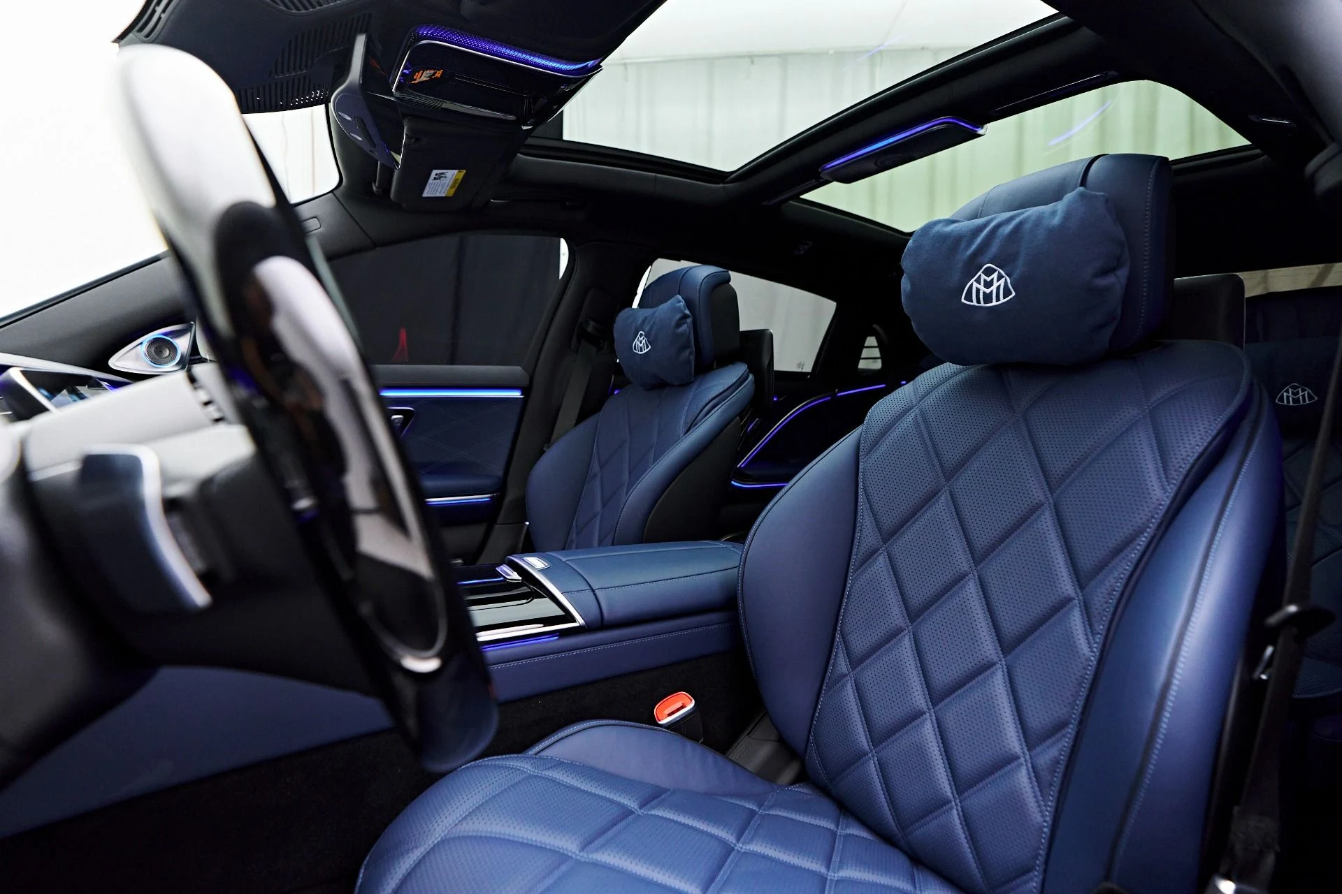 mph054_1326365779_Used_2024_Mercedes_Benz_S_Class_Maybach_S_680_1749232025_3beaf5f9dc