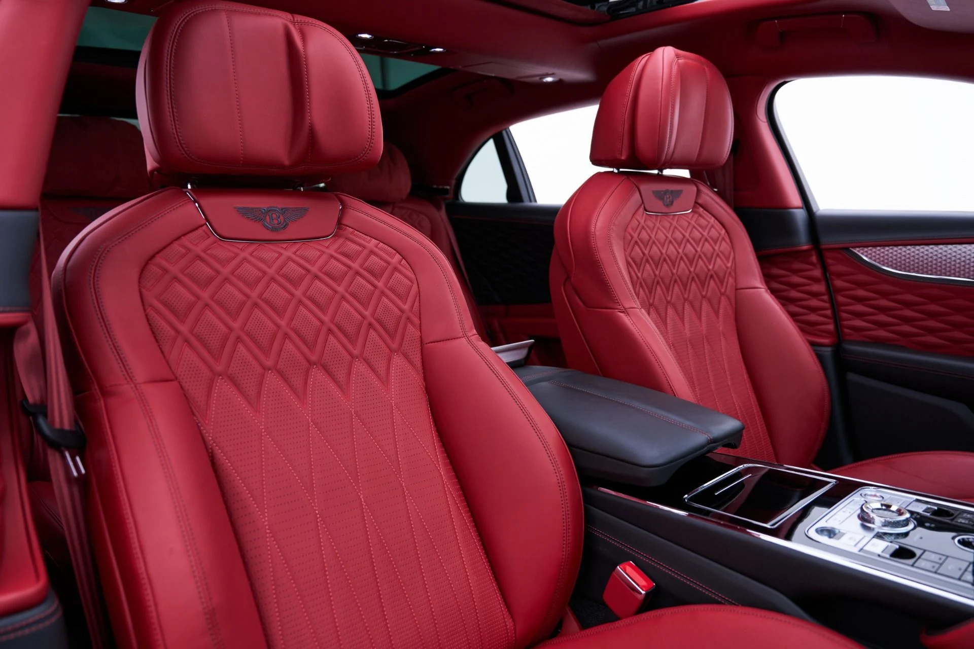 mph054_1356537886_Used_2022_Bentley_Flying_Spur_V8_1793212160_e10b8336ce